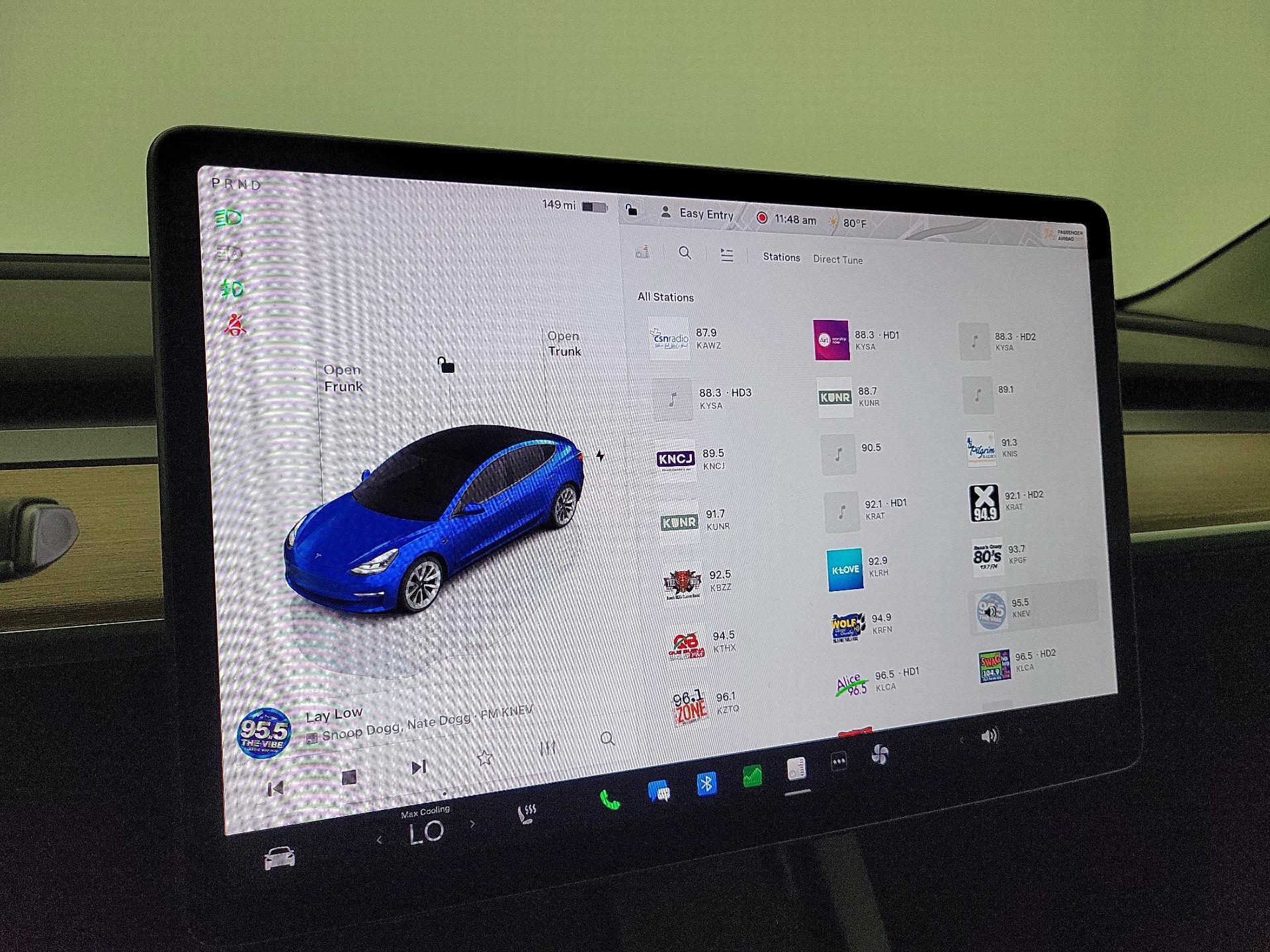 Thumbnail: 2022 Tesla Model 3 - 14