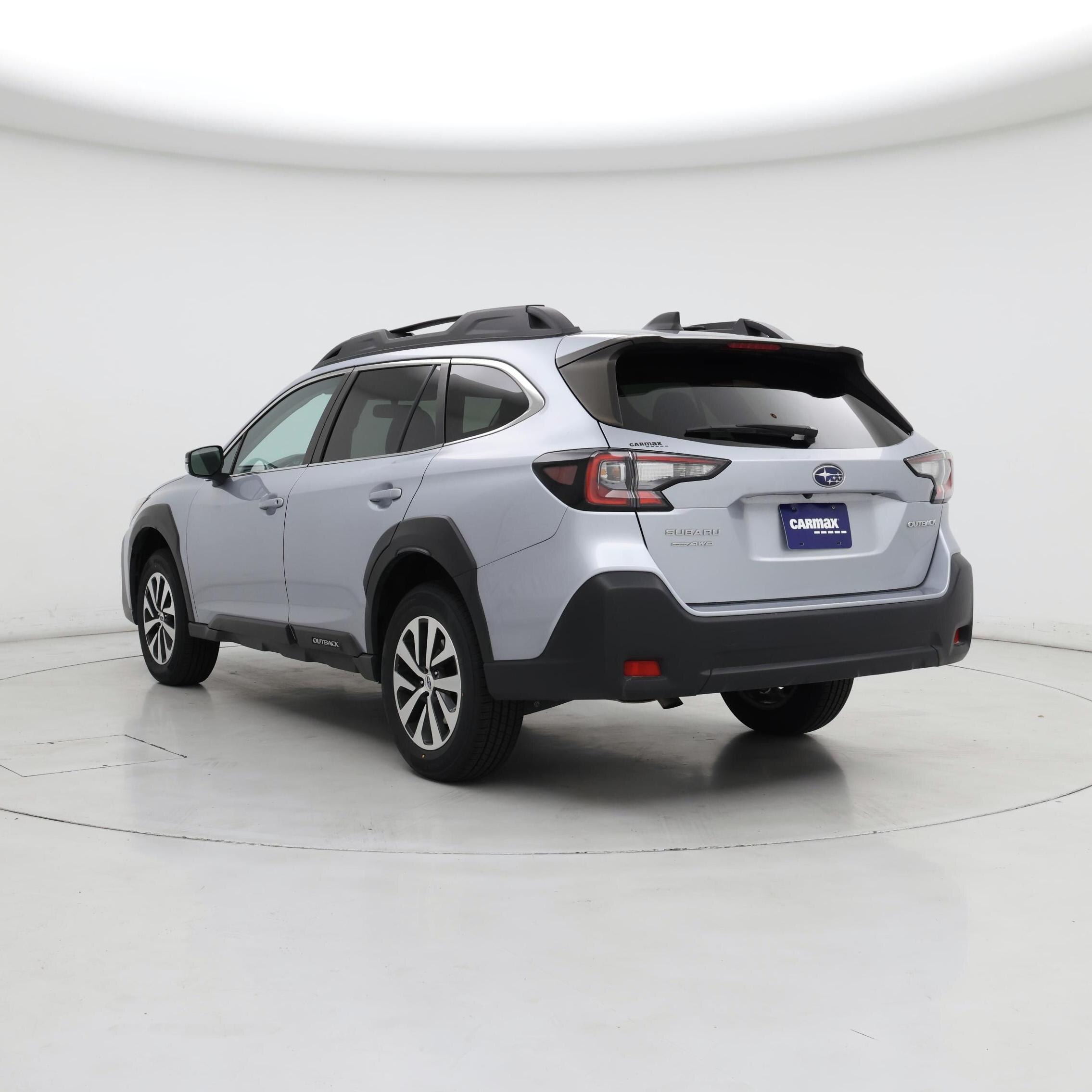 Thumbnail: 2023 Subaru Outback - 2