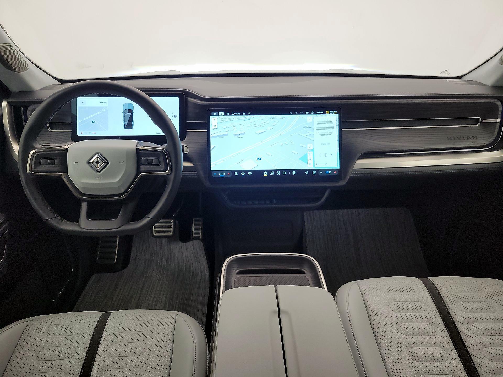 Thumbnail: 2023 Rivian R1S - 9