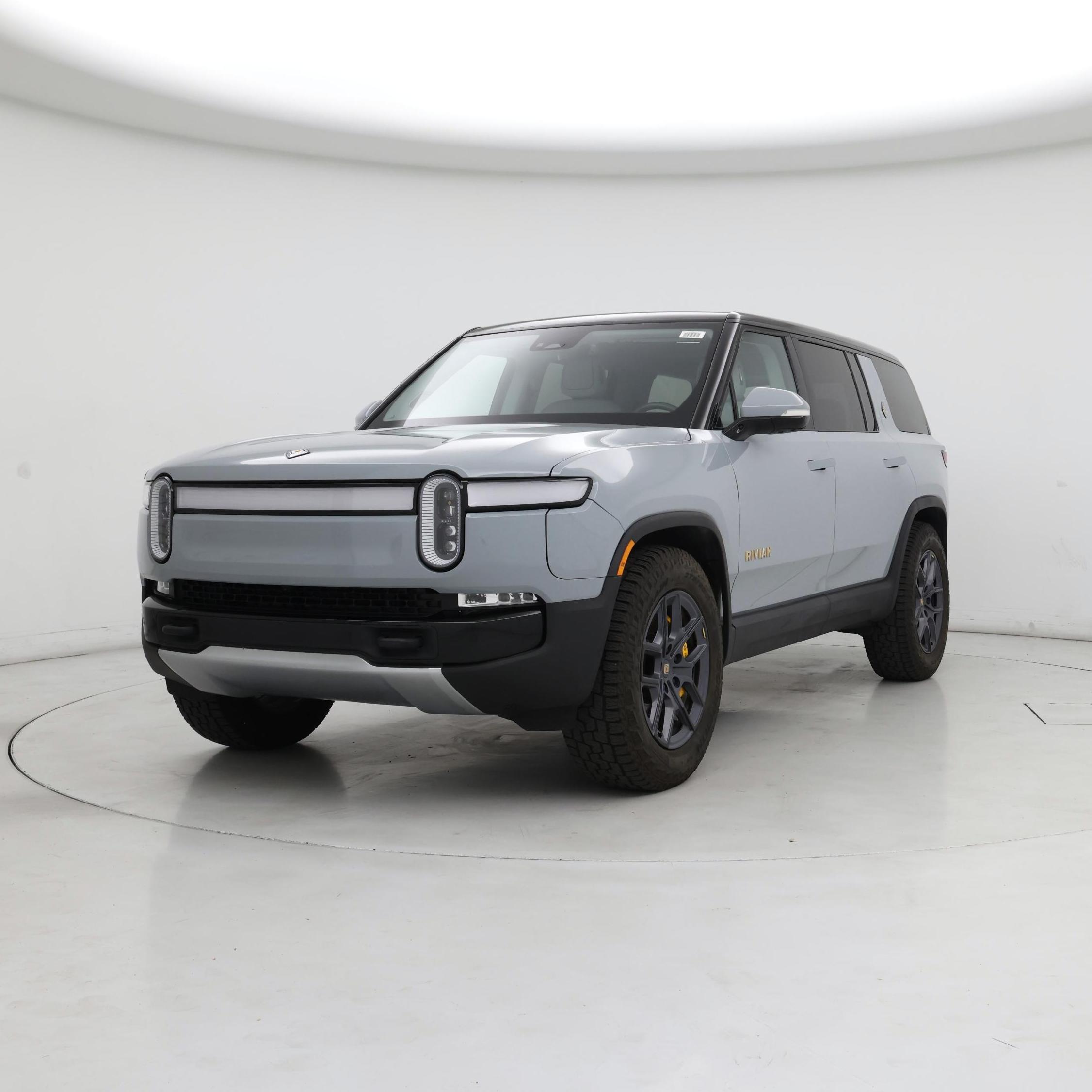 Thumbnail: 2023 Rivian R1S - 4