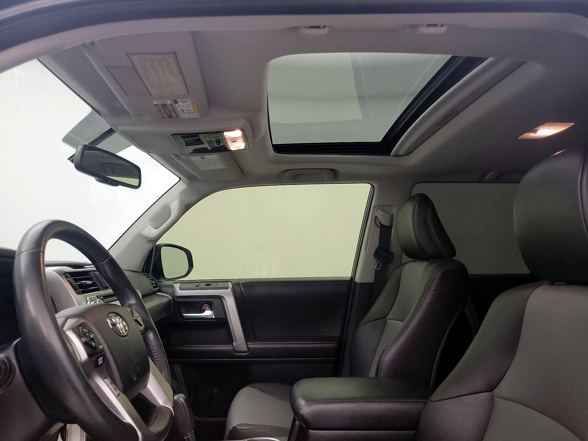 Thumbnail: 2015 Toyota 4Runner - 20