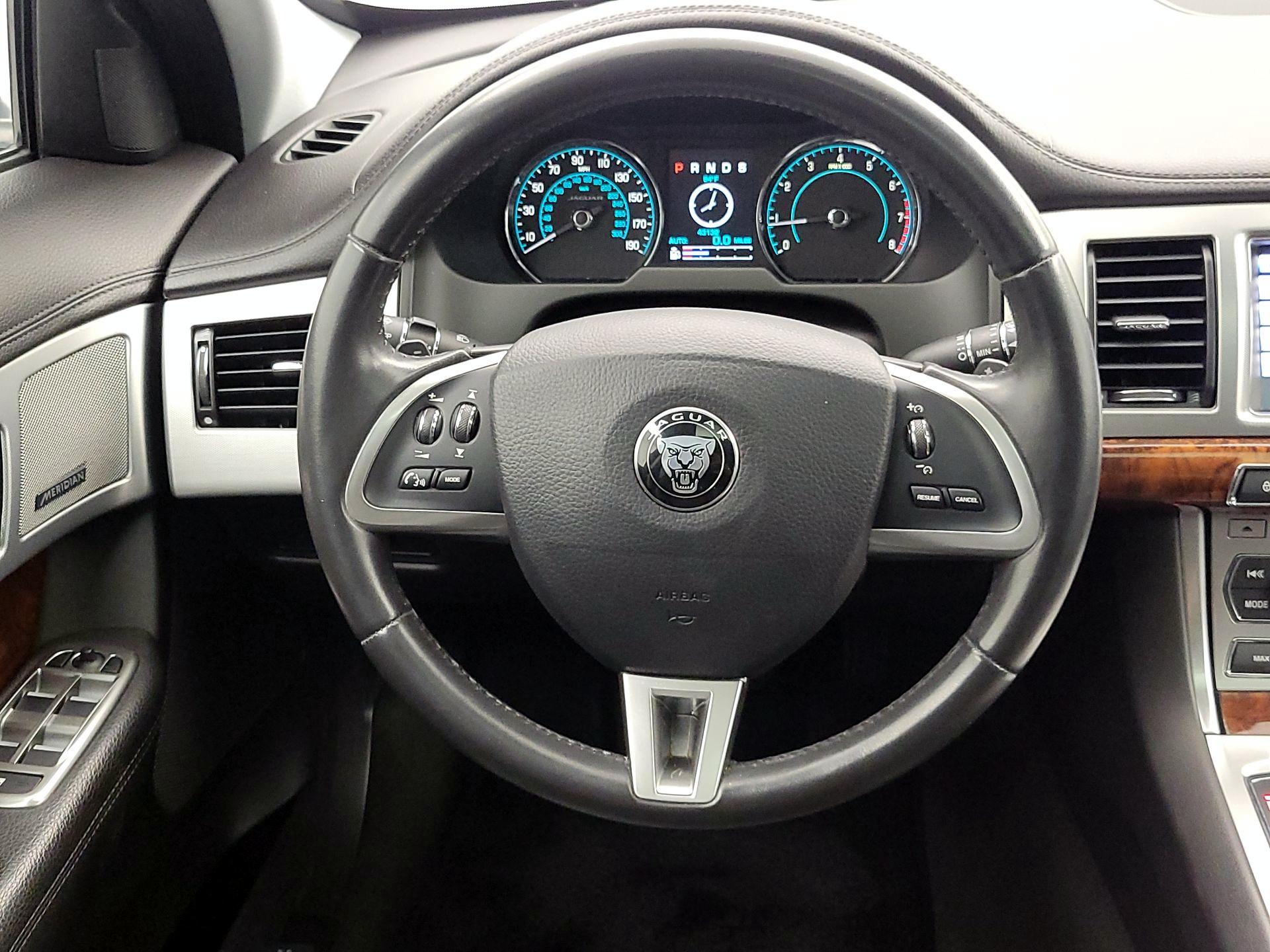 Thumbnail: 2015 Jaguar XF - 10