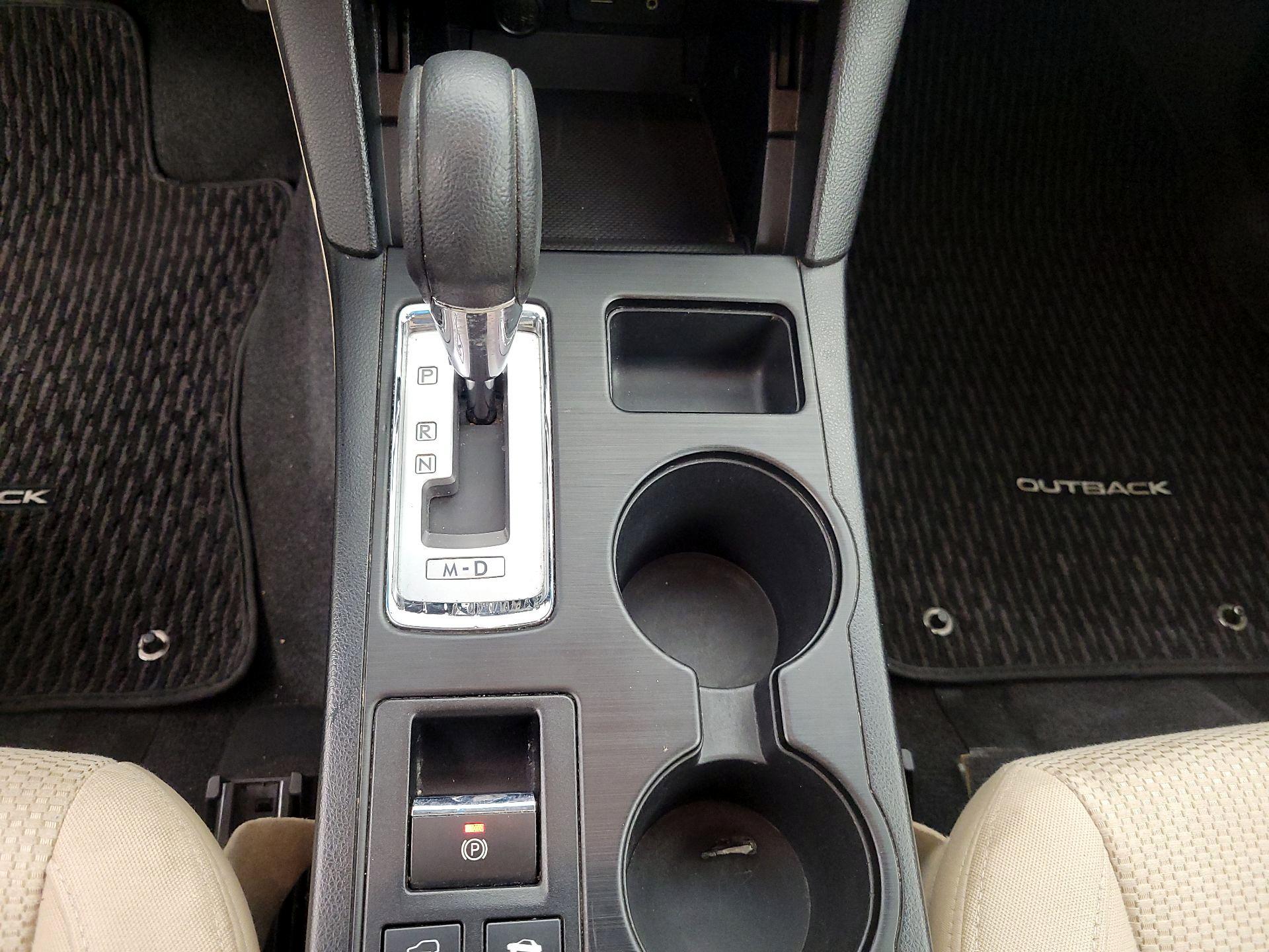 Thumbnail: 2015 Subaru Outback - 17