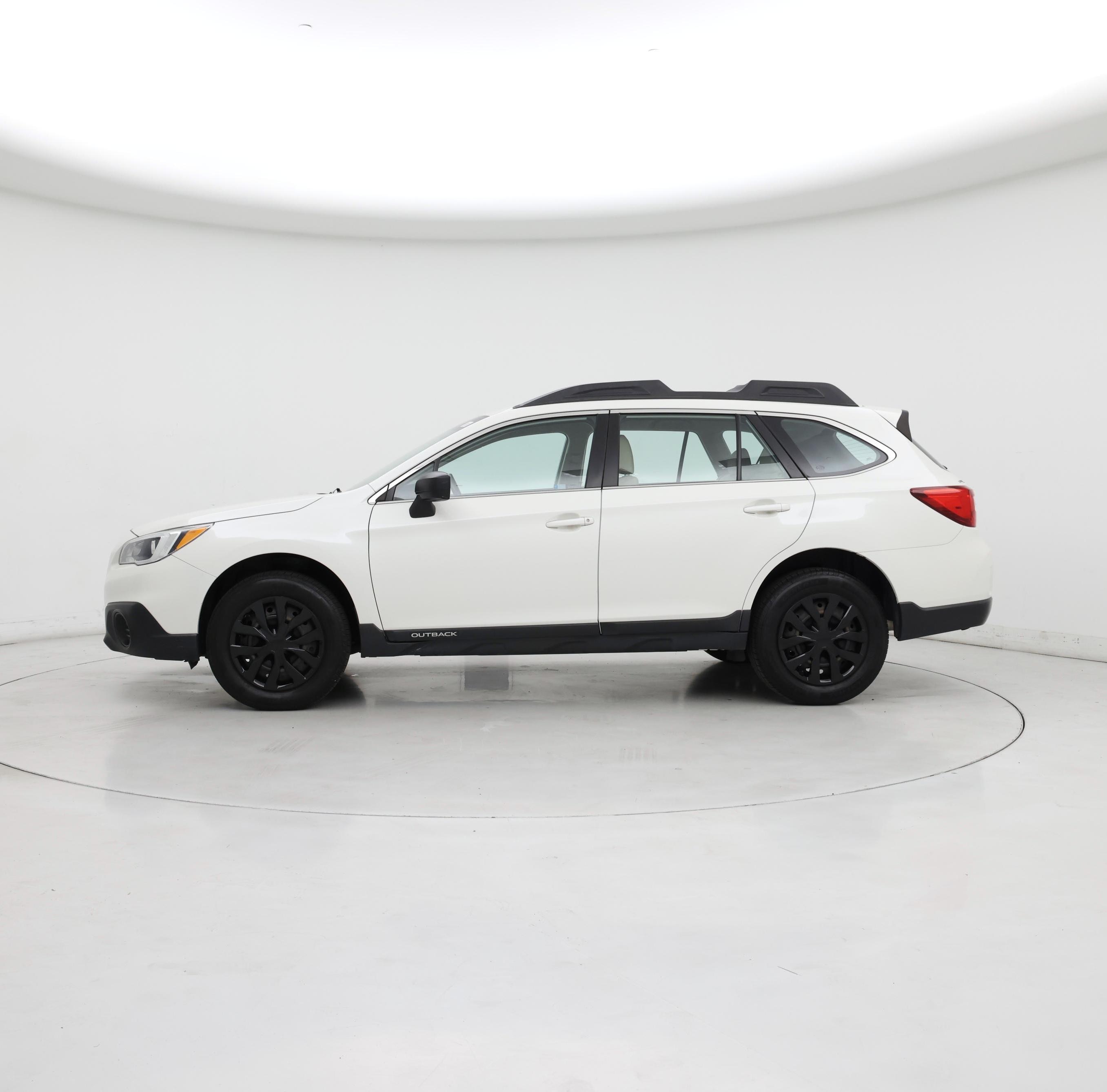 Thumbnail: 2015 Subaru Outback - 3