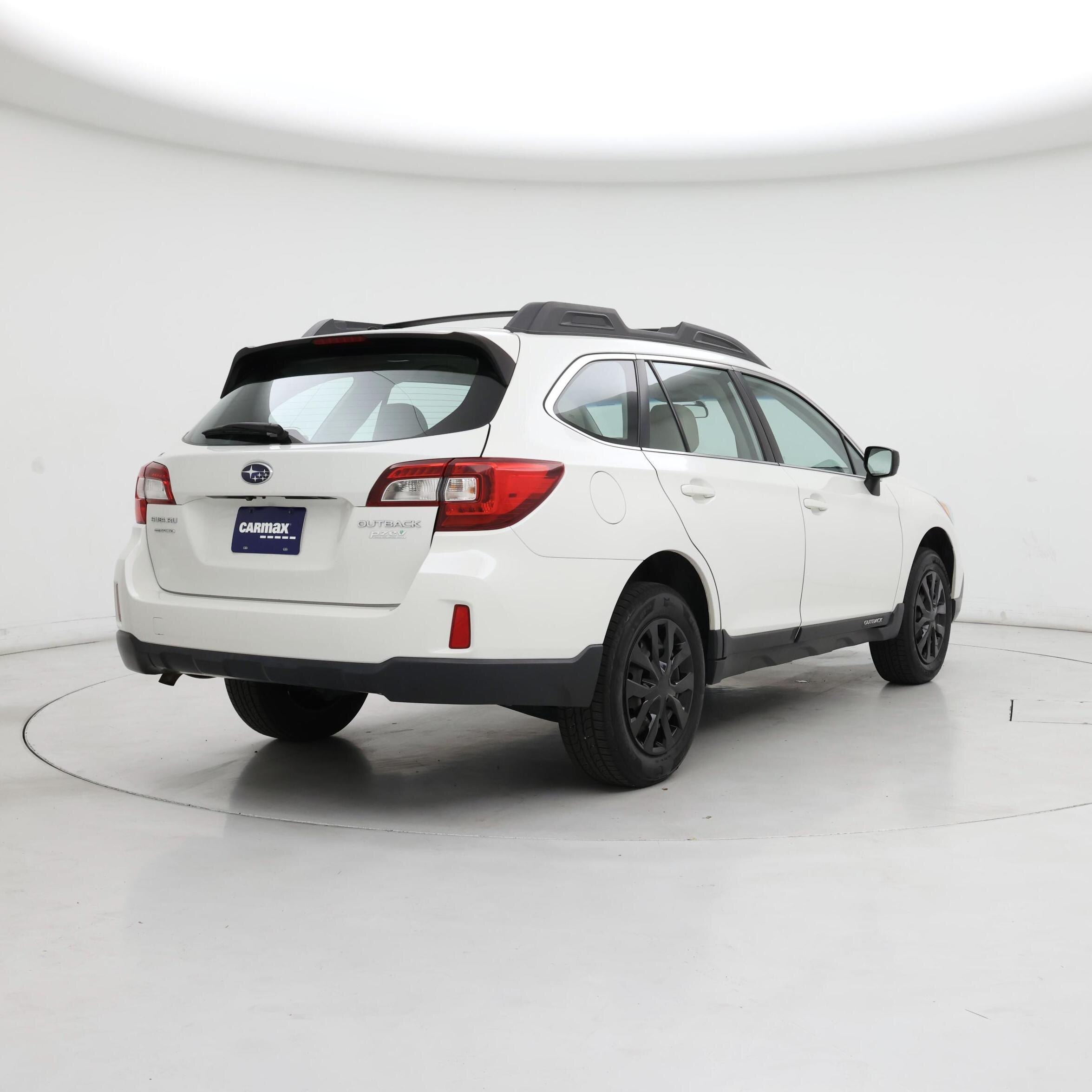 Thumbnail: 2015 Subaru Outback - 8