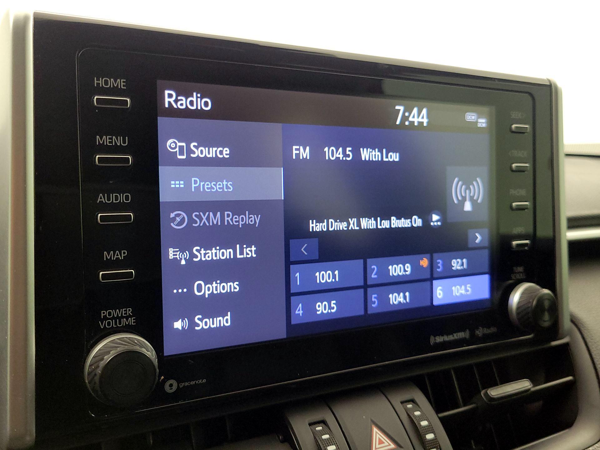 Thumbnail: 2019 Toyota RAV4 - 15