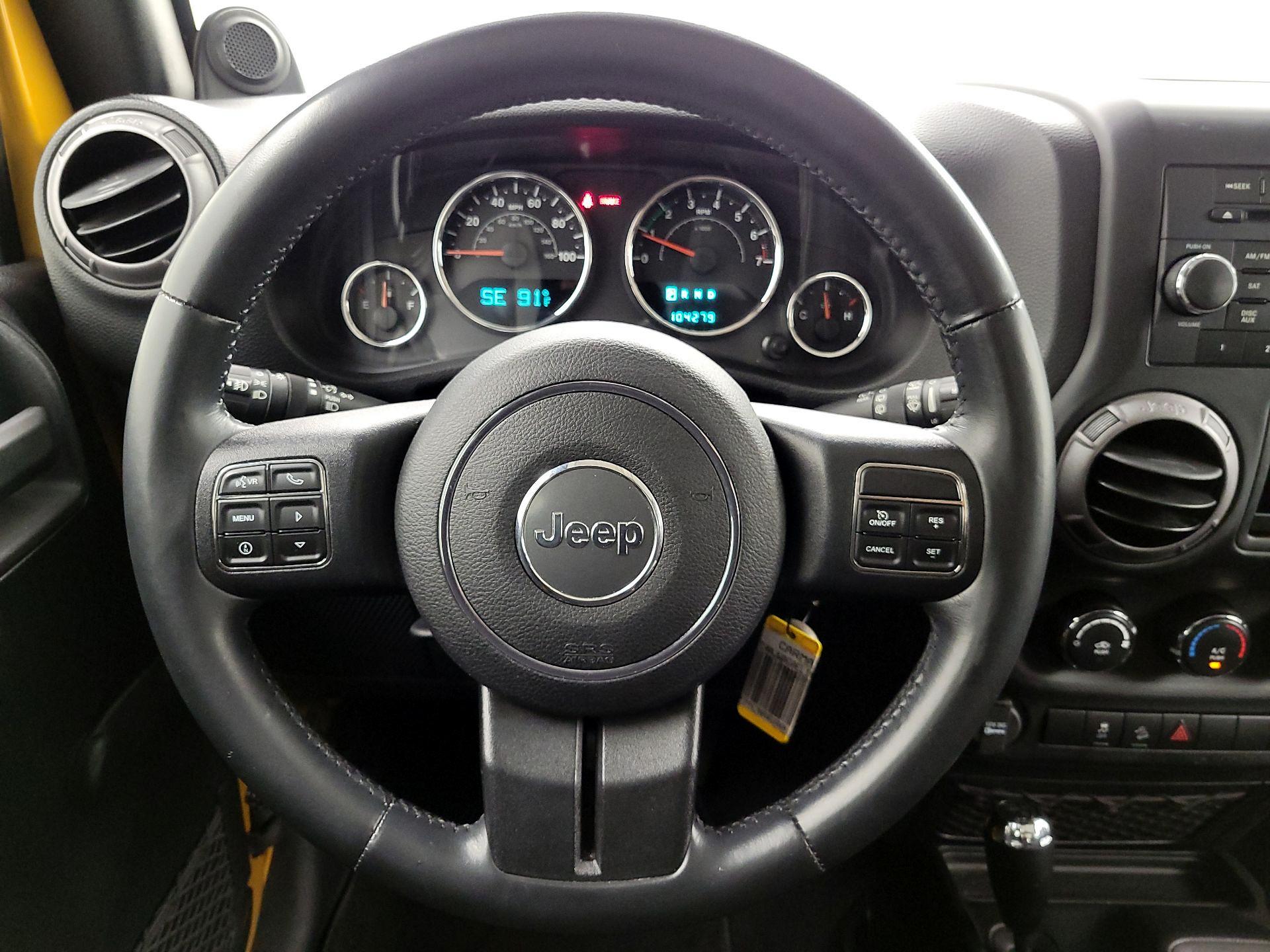 Thumbnail: 2014 Jeep Wrangler - 10