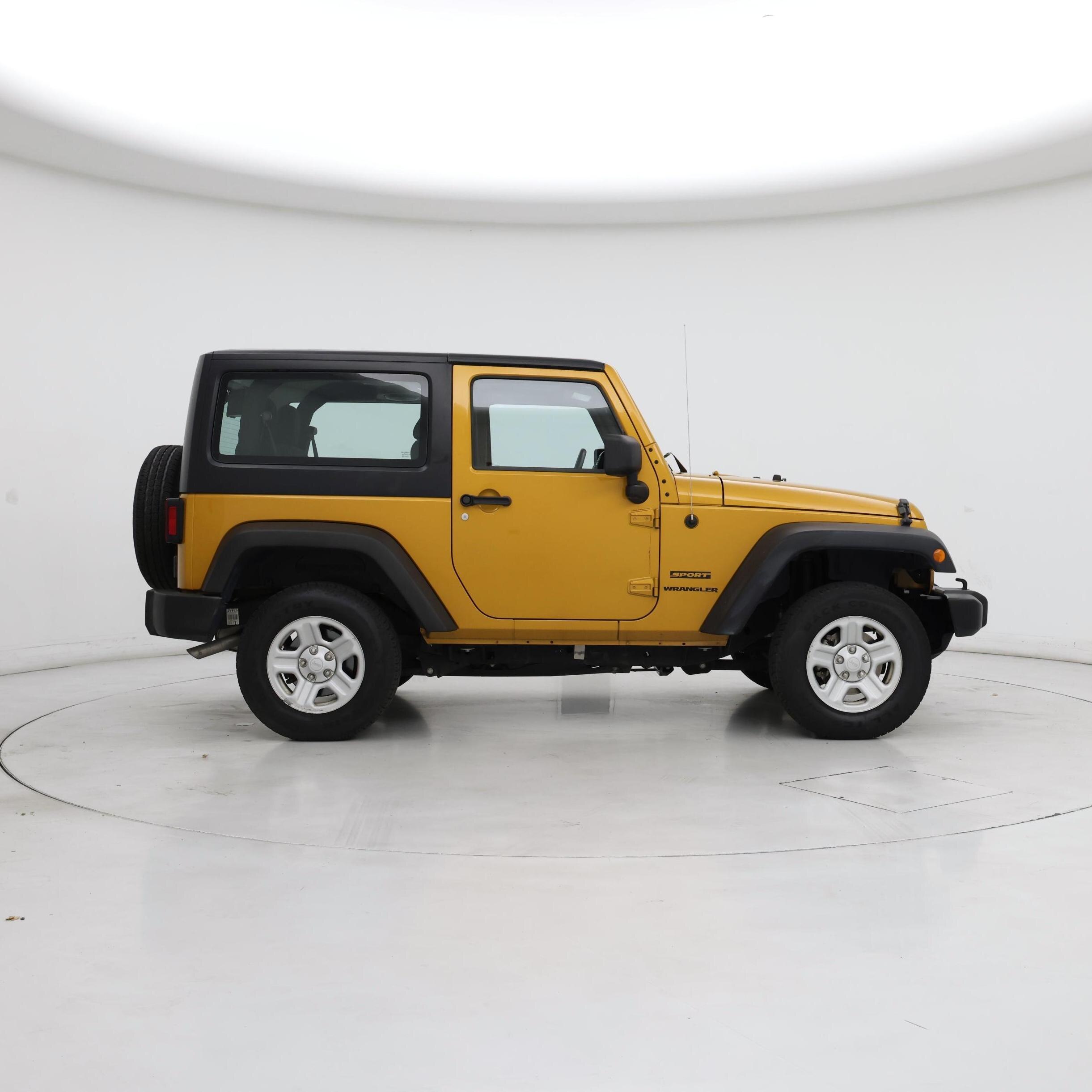 Thumbnail: 2014 Jeep Wrangler - 7