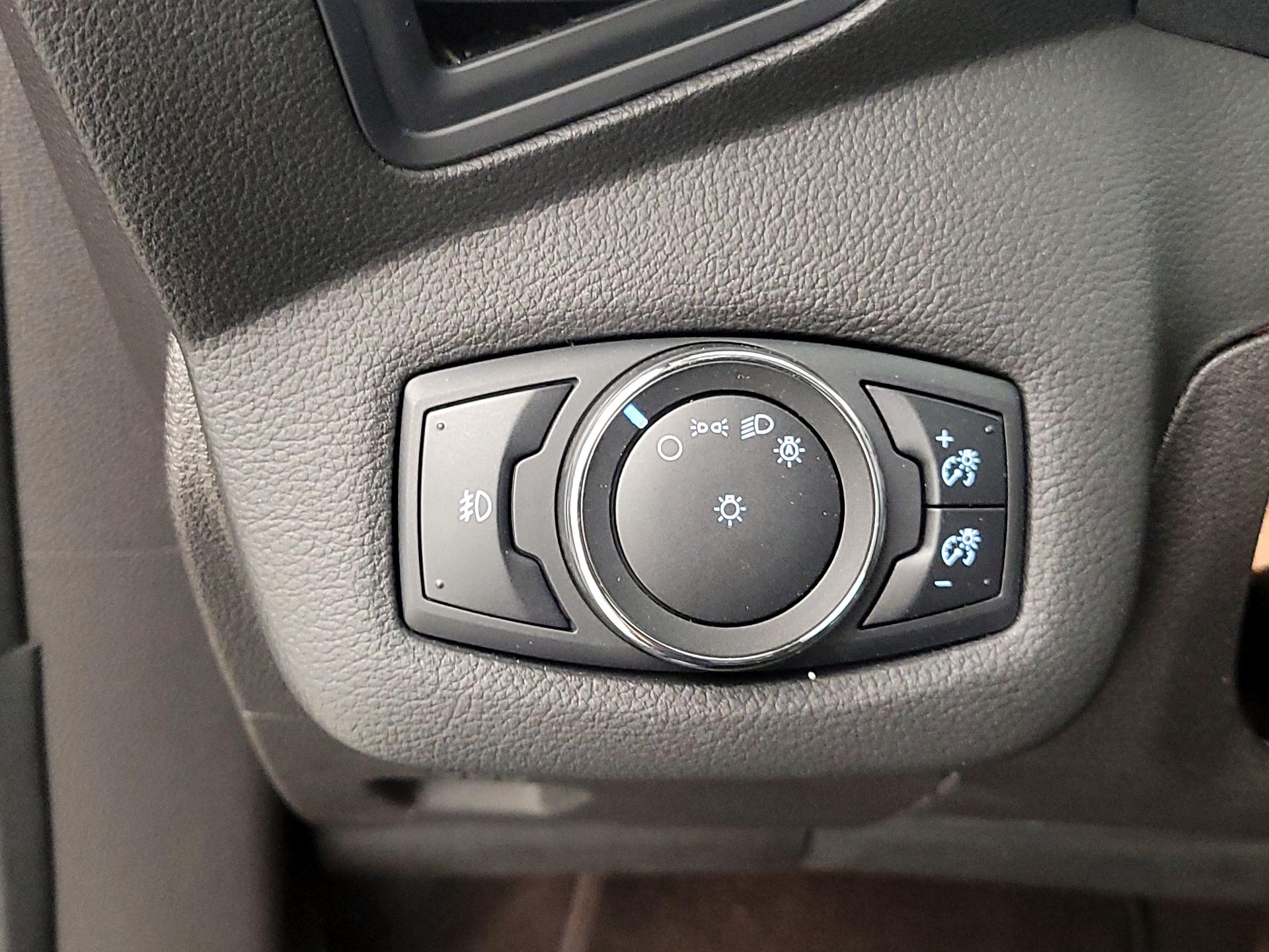 Thumbnail: 2014 Ford Escape - 13