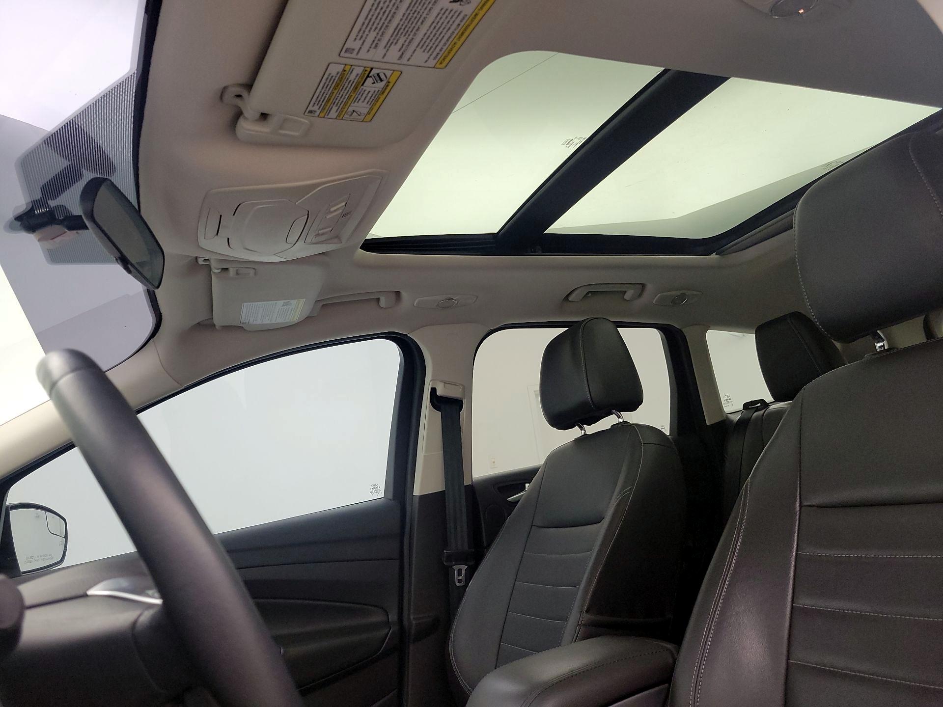 Thumbnail: 2014 Ford Escape - 20