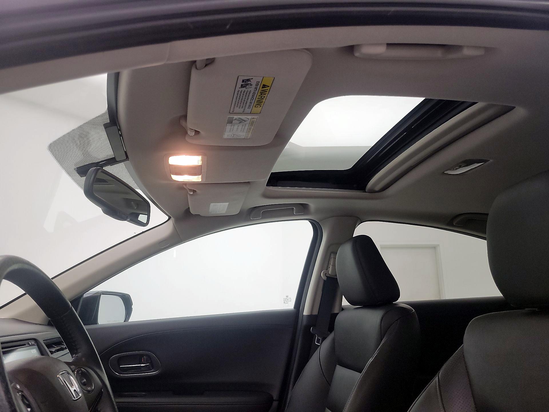 Thumbnail: 2016 Honda HR-V - 20