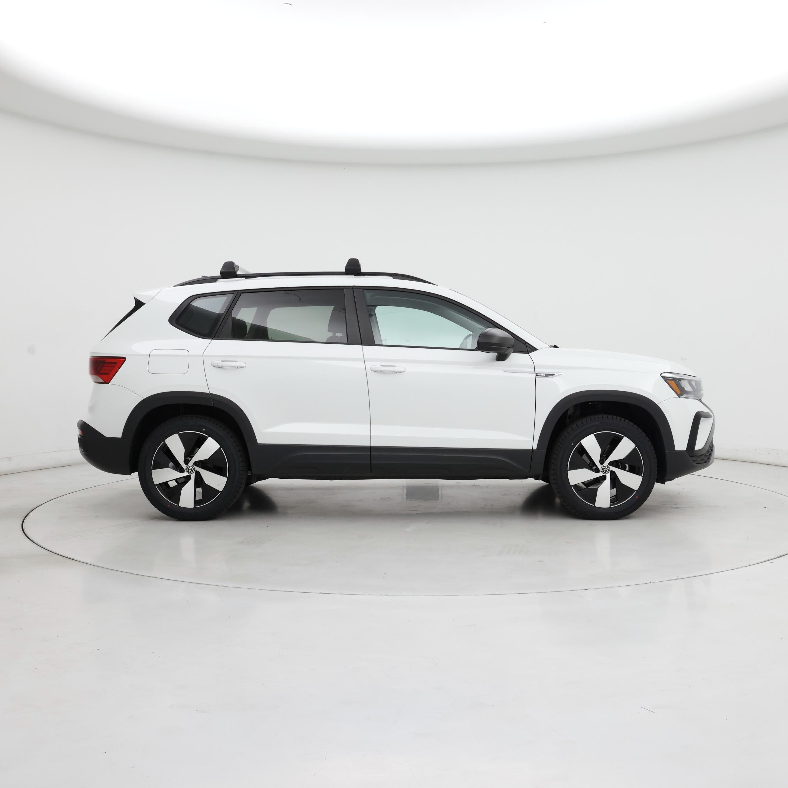 Thumbnail: 2023 Volkswagen Taos - 7