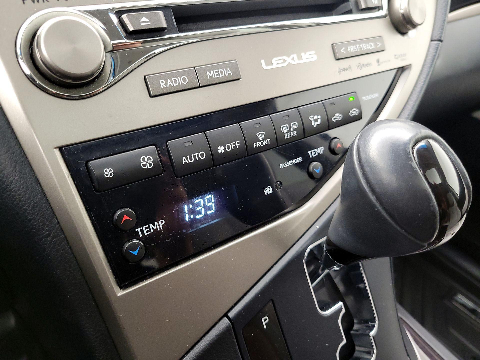 Thumbnail: 2015 Lexus RX - 17