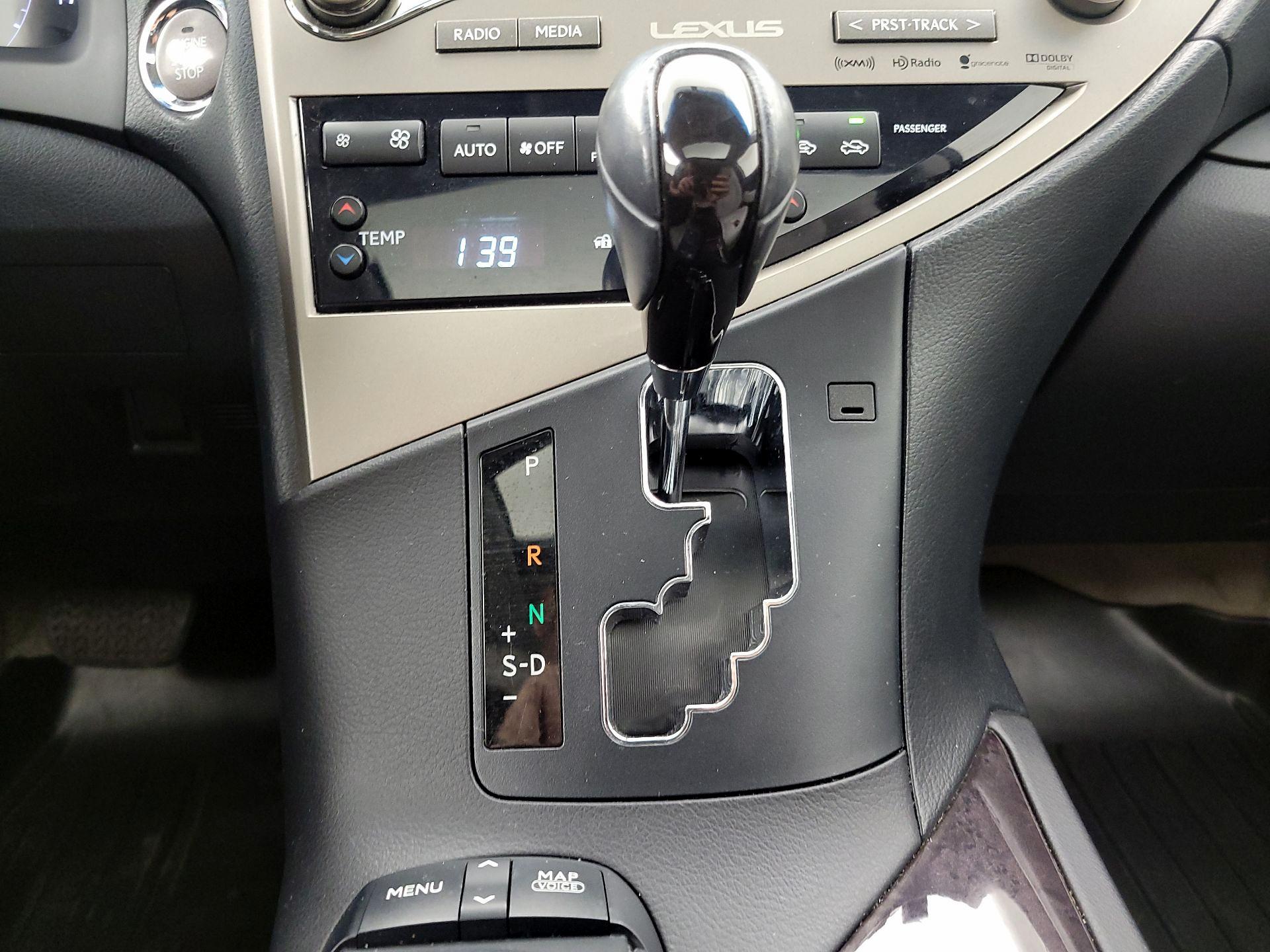 Thumbnail: 2015 Lexus RX - 18
