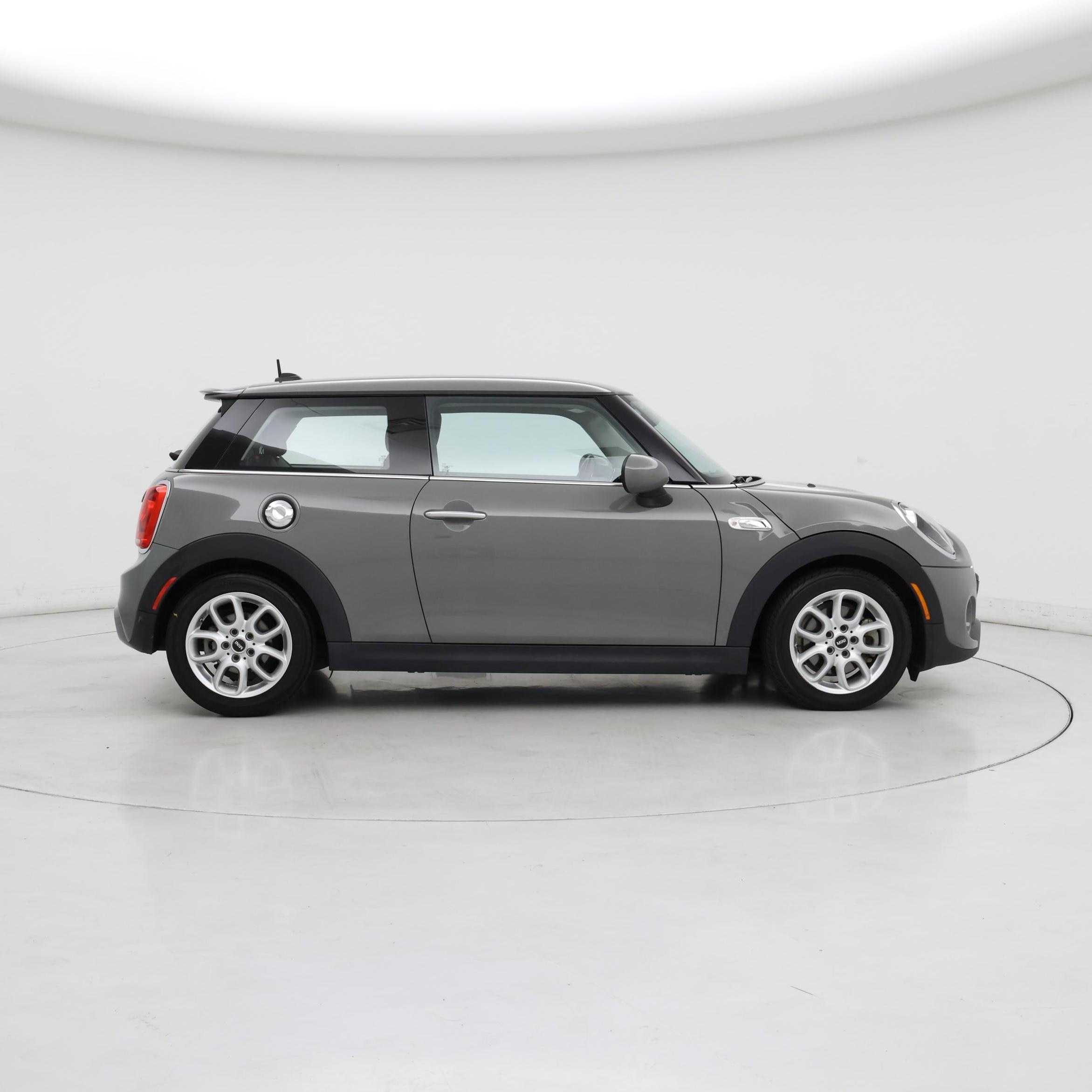 Thumbnail: 2019 MINI Cooper Hardtop - 7