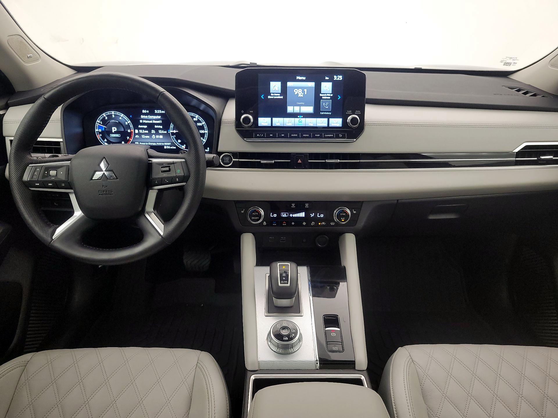 Thumbnail: 2024 Mitsubishi Outlander - 9