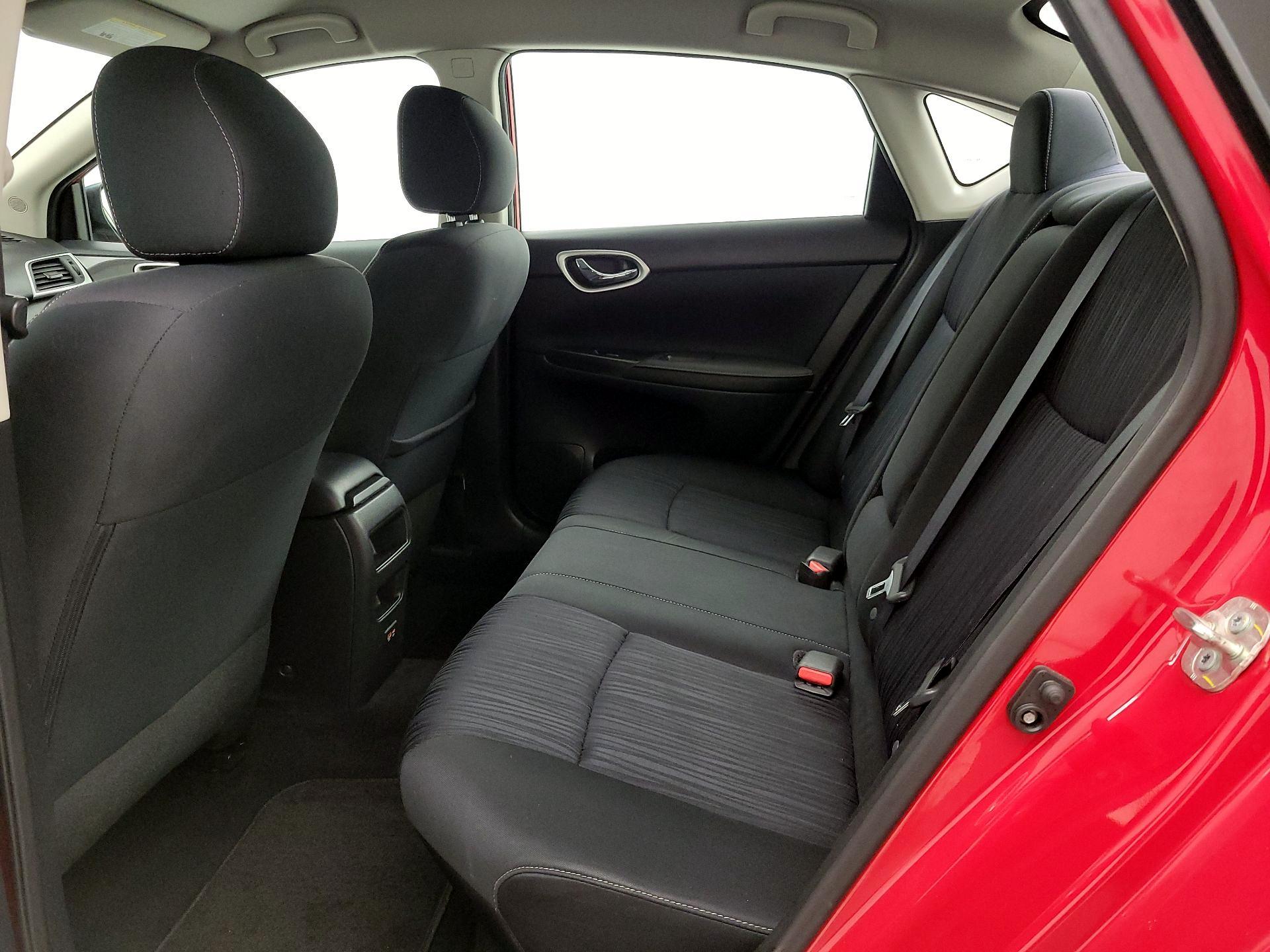 Thumbnail: 2019 Nissan Sentra - 19