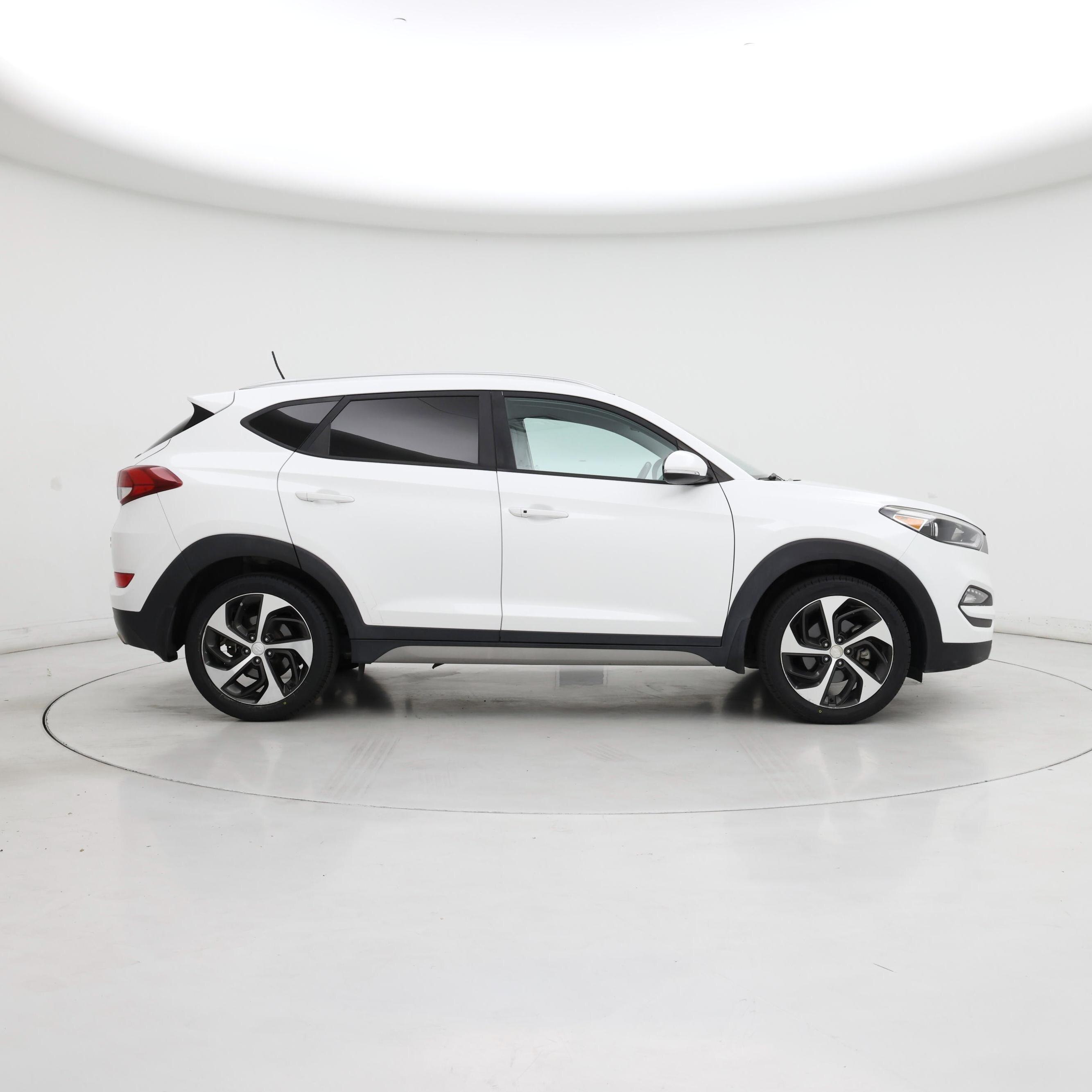 Thumbnail: 2017 Hyundai Tucson - 7
