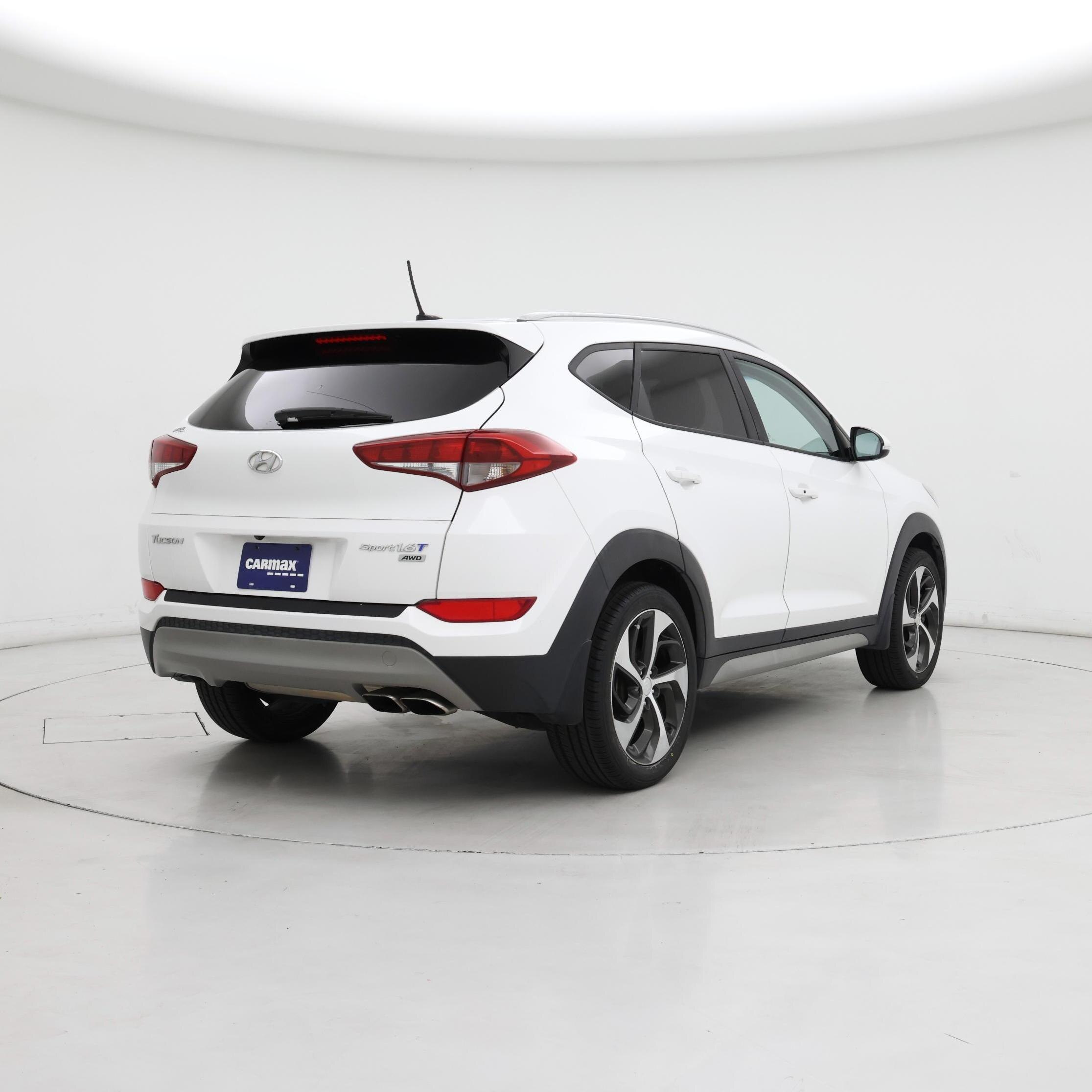 Thumbnail: 2017 Hyundai Tucson - 8