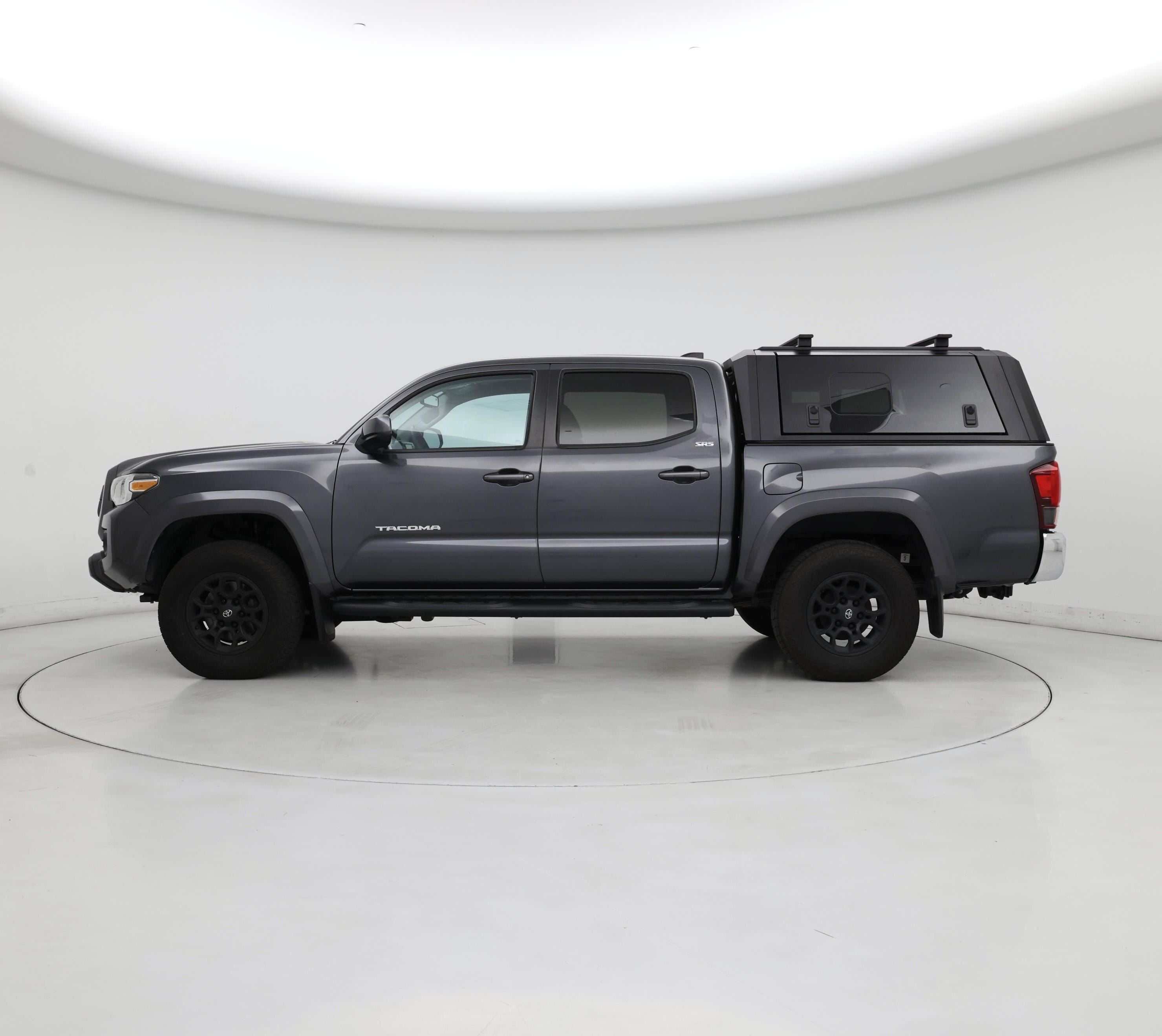 Thumbnail: 2020 Toyota Tacoma - 3