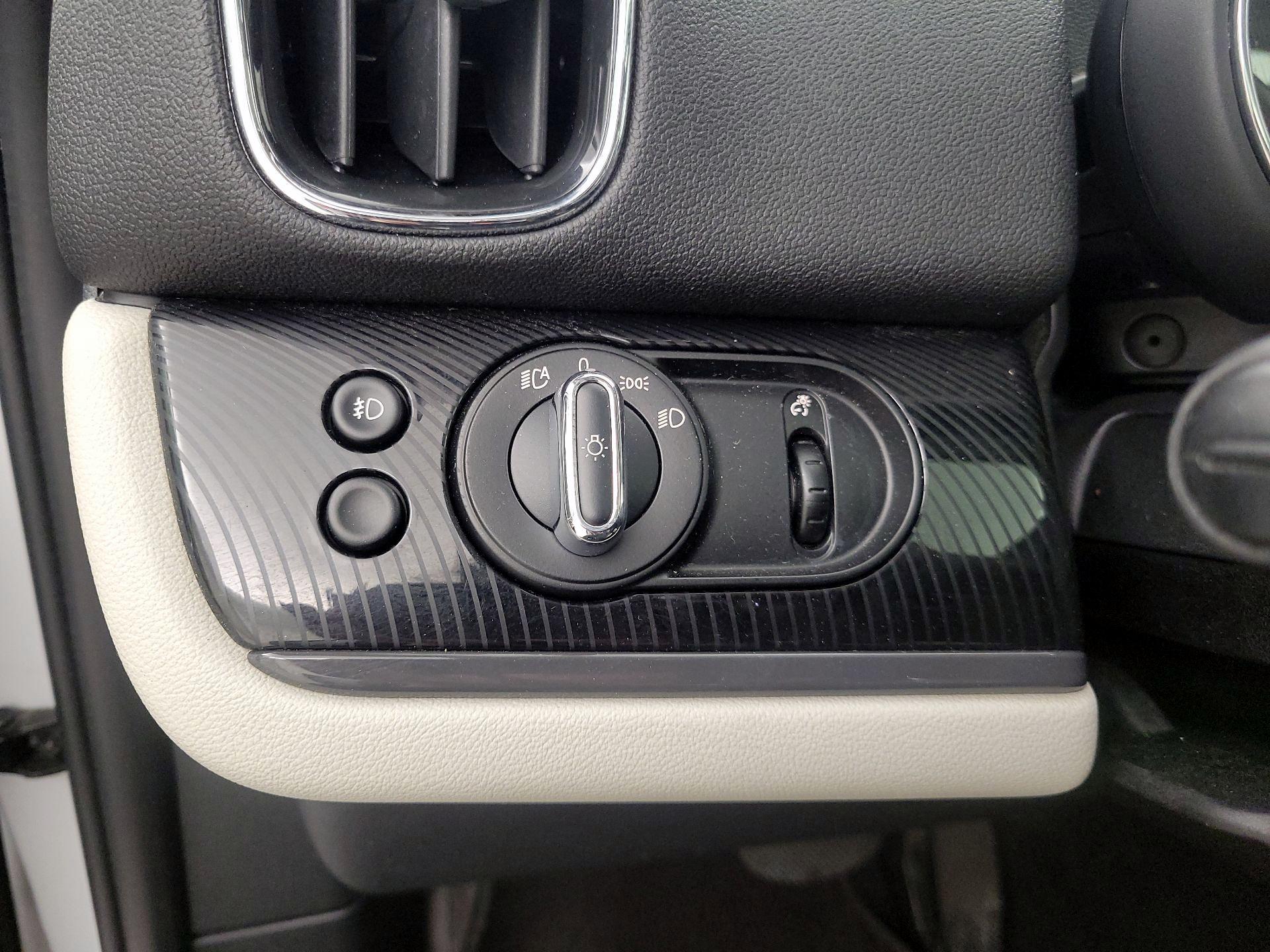 Thumbnail: 2019 MINI Cooper Countryman - 13