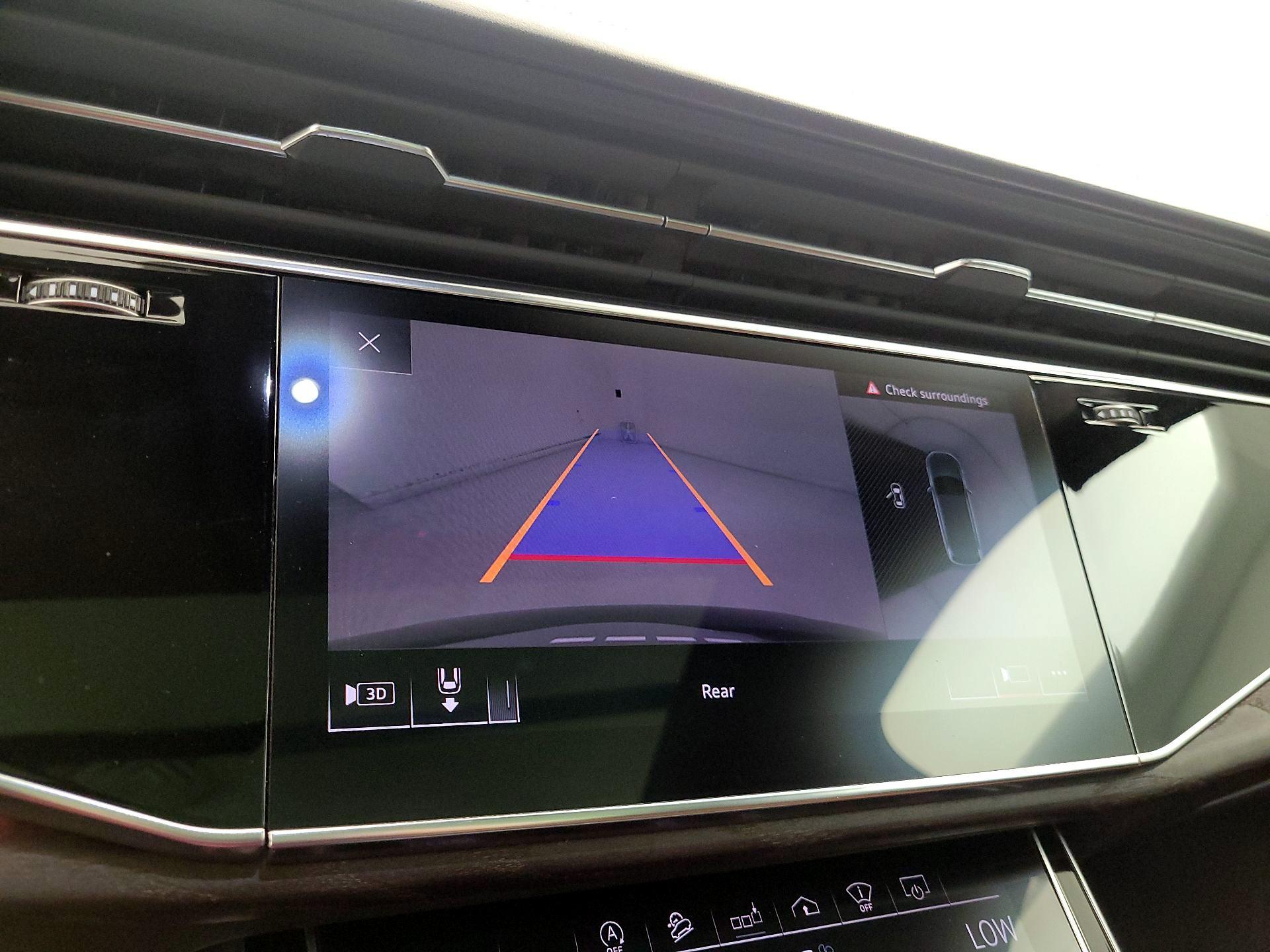 Thumbnail: 2020 Audi Q7 - 15