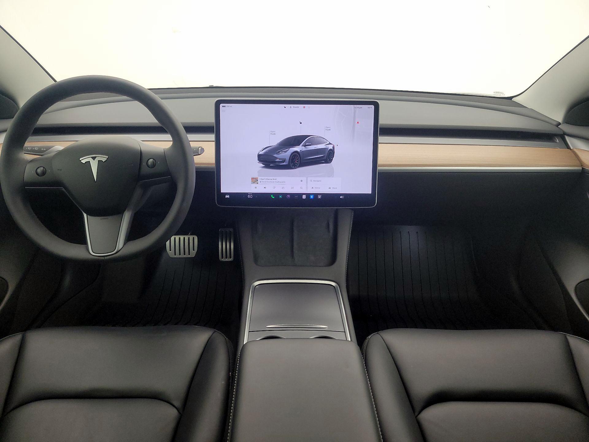 Thumbnail: 2023 Tesla Model 3 - 9