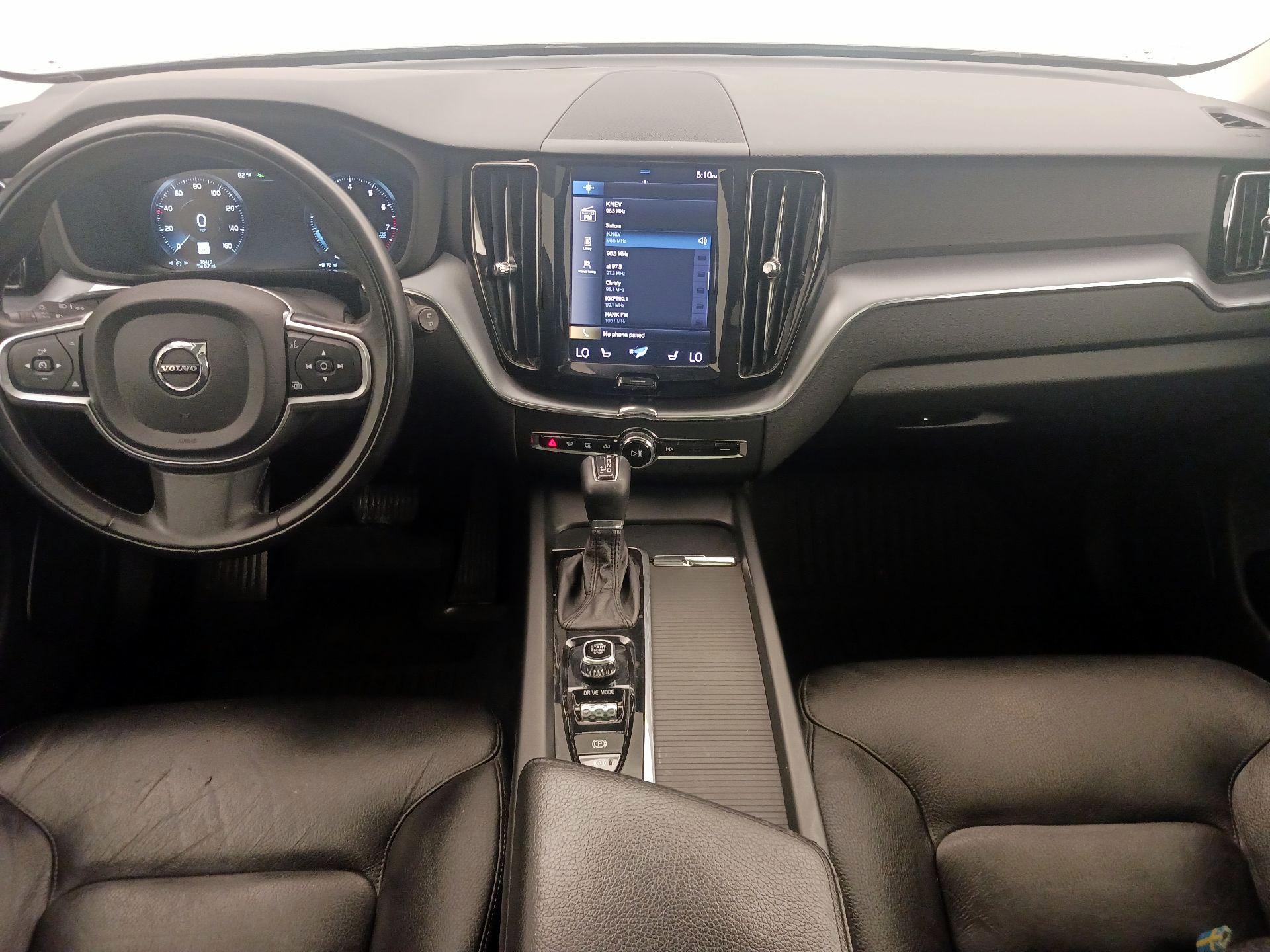 Thumbnail: 2020 Volvo XC60 - 9