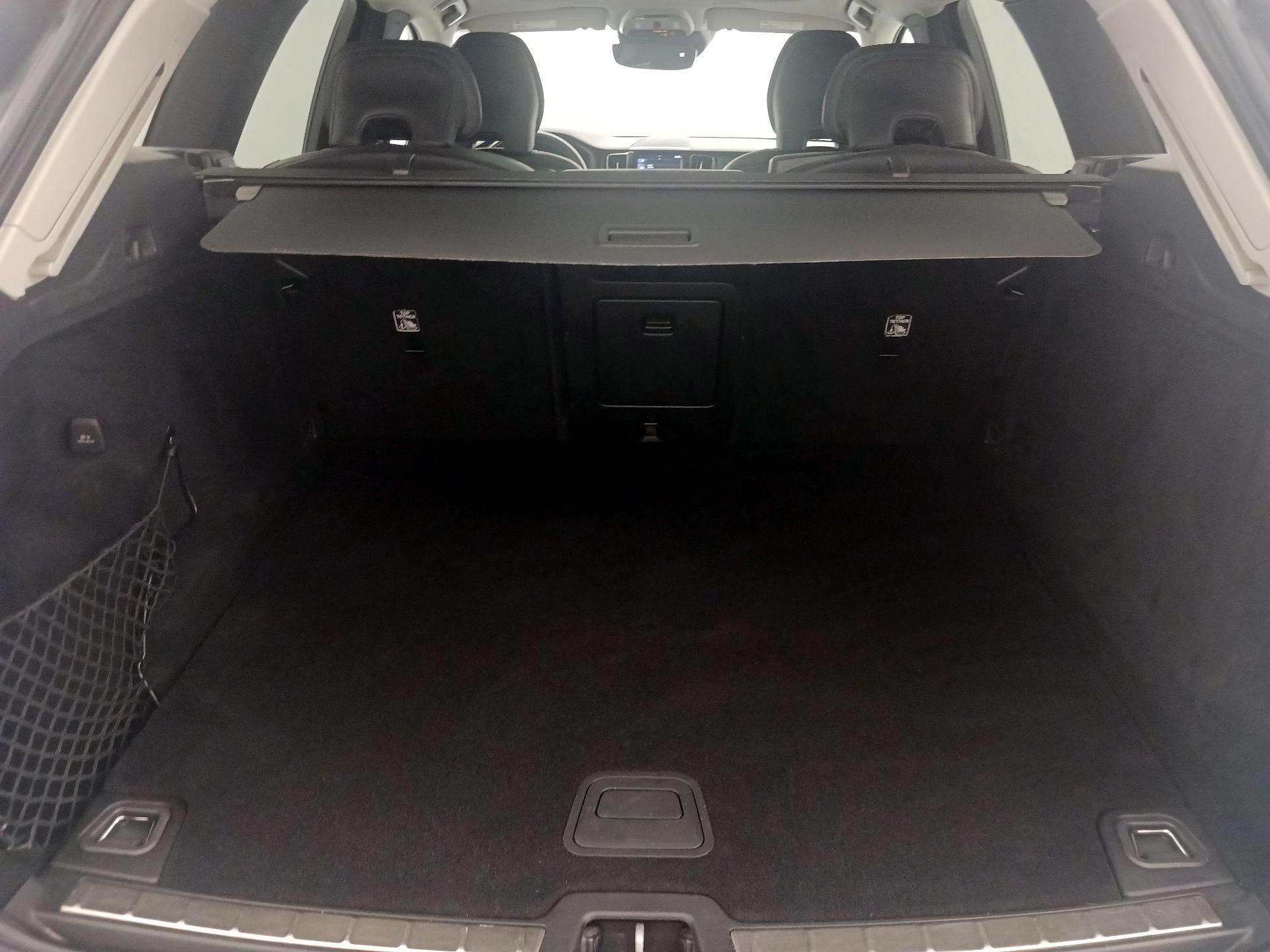 Thumbnail: 2020 Volvo XC60 - 20