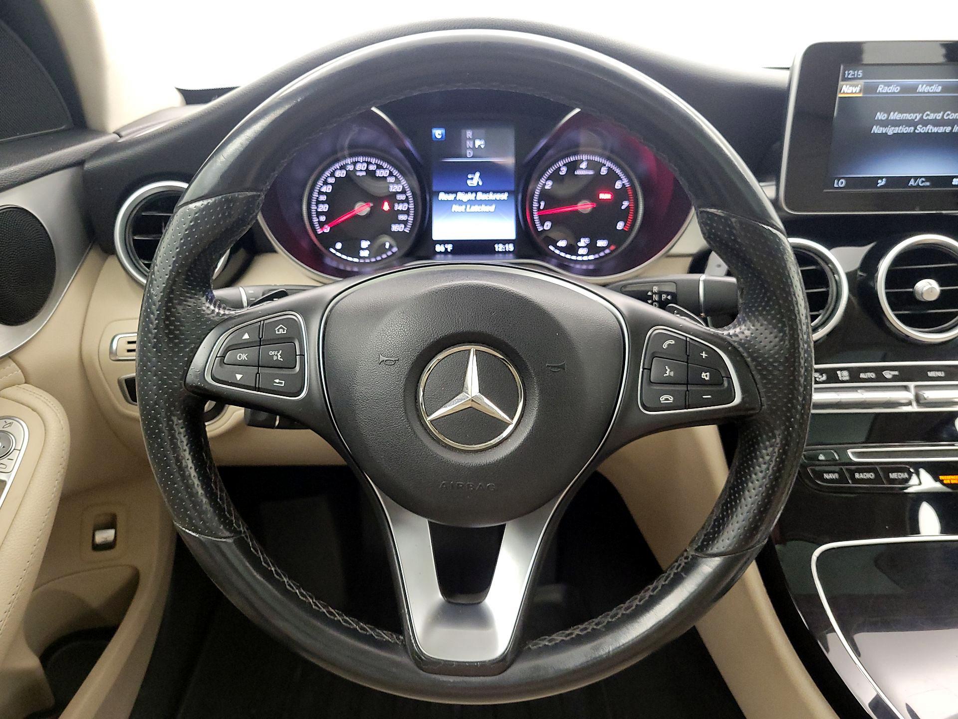 Thumbnail: 2016 Mercedes-Benz C-Class - 10