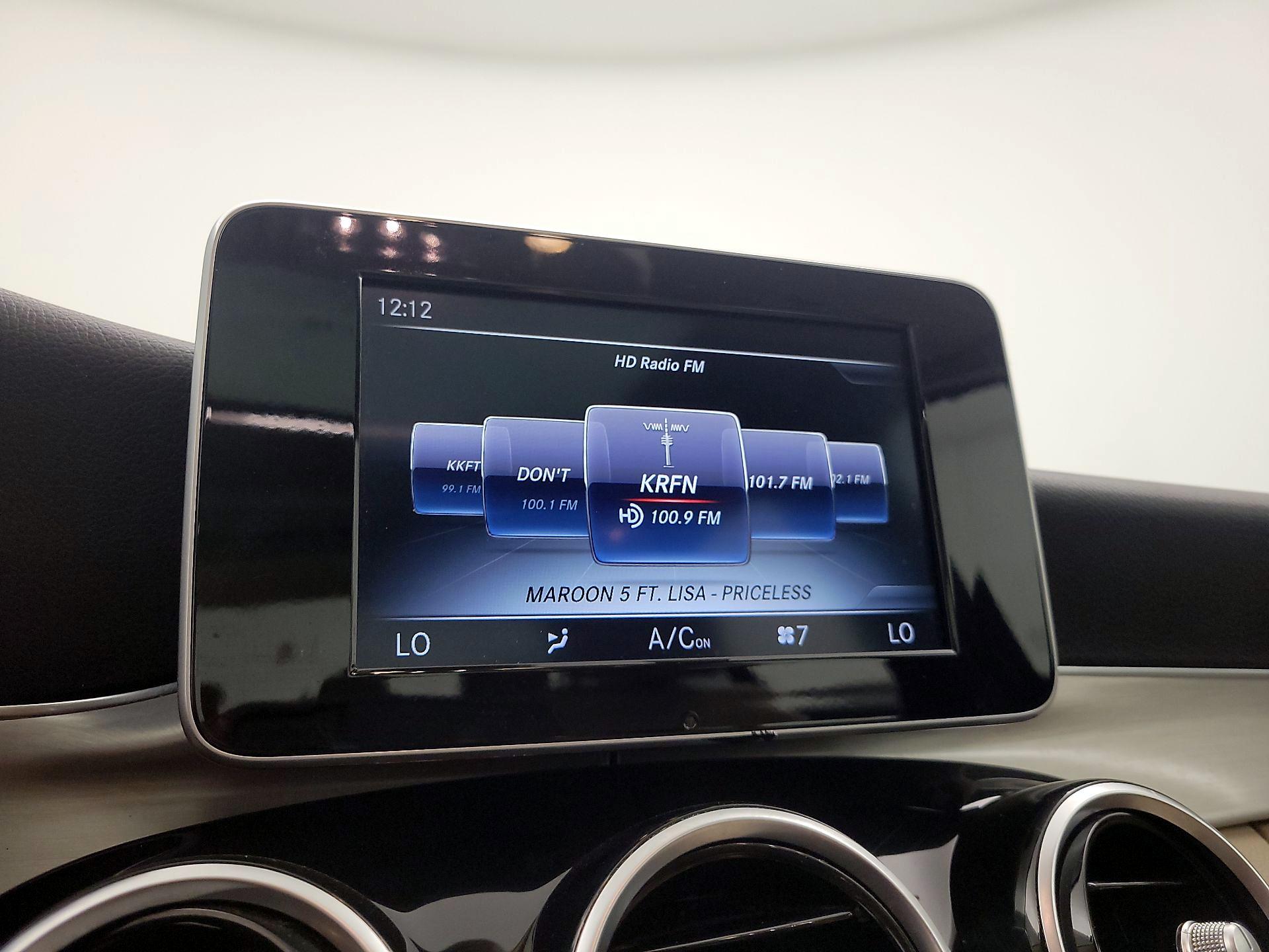 Thumbnail: 2016 Mercedes-Benz C-Class - 14