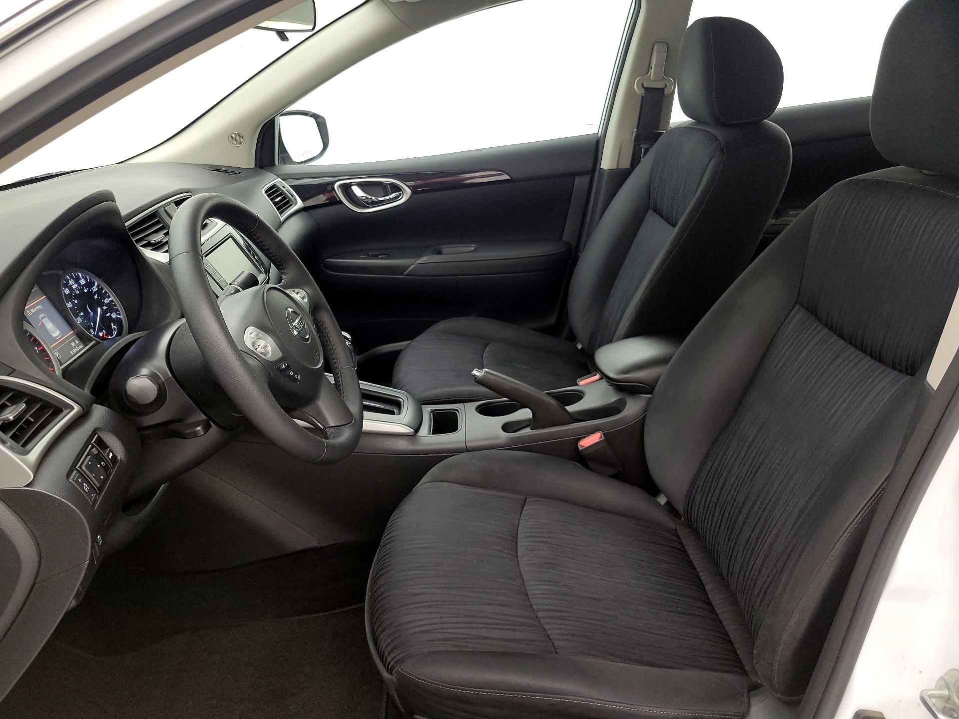 Thumbnail: 2019 Nissan Sentra - 11