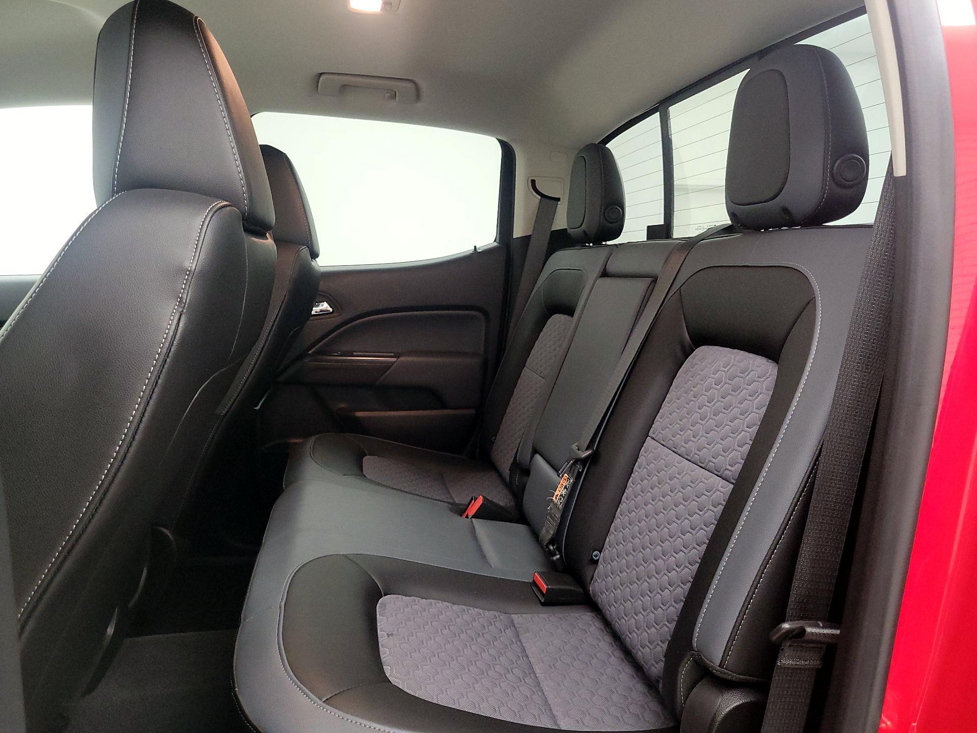 Thumbnail: 2019 Chevrolet Colorado - 20