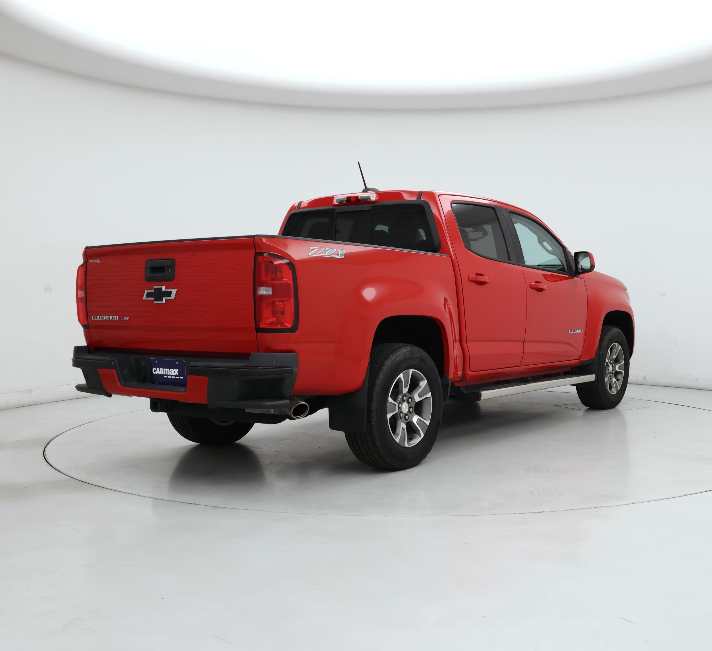 Thumbnail: 2019 Chevrolet Colorado - 8