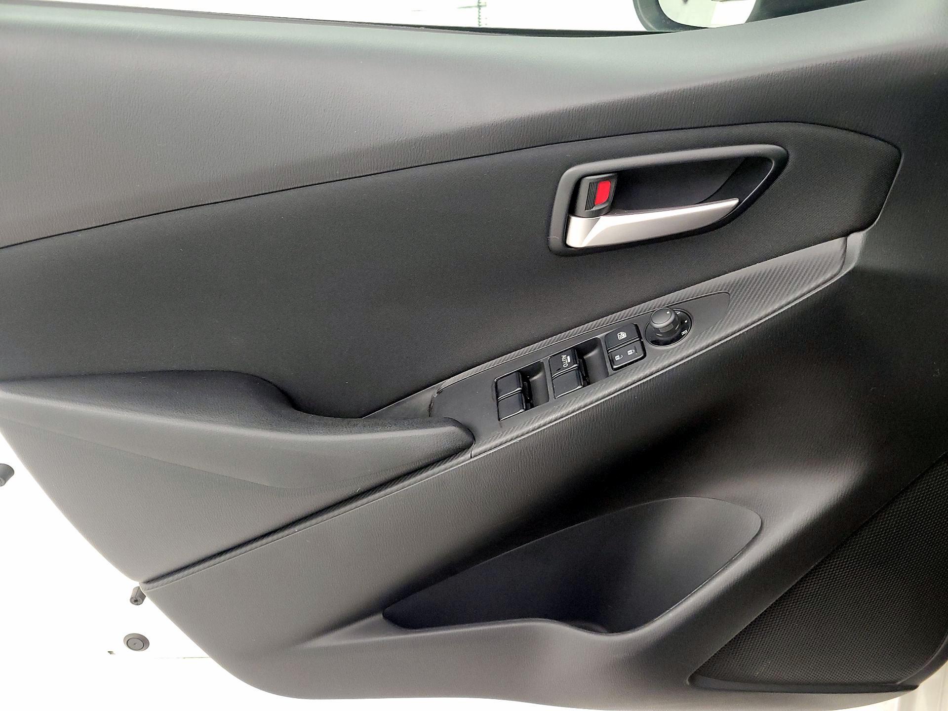 Thumbnail: 2019 Toyota Yaris - 12