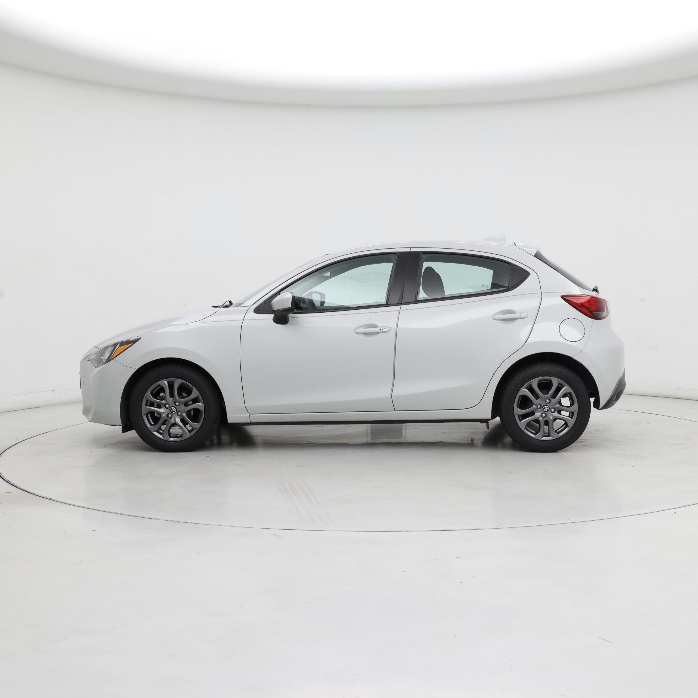 Thumbnail: 2020 Toyota Yaris - 3