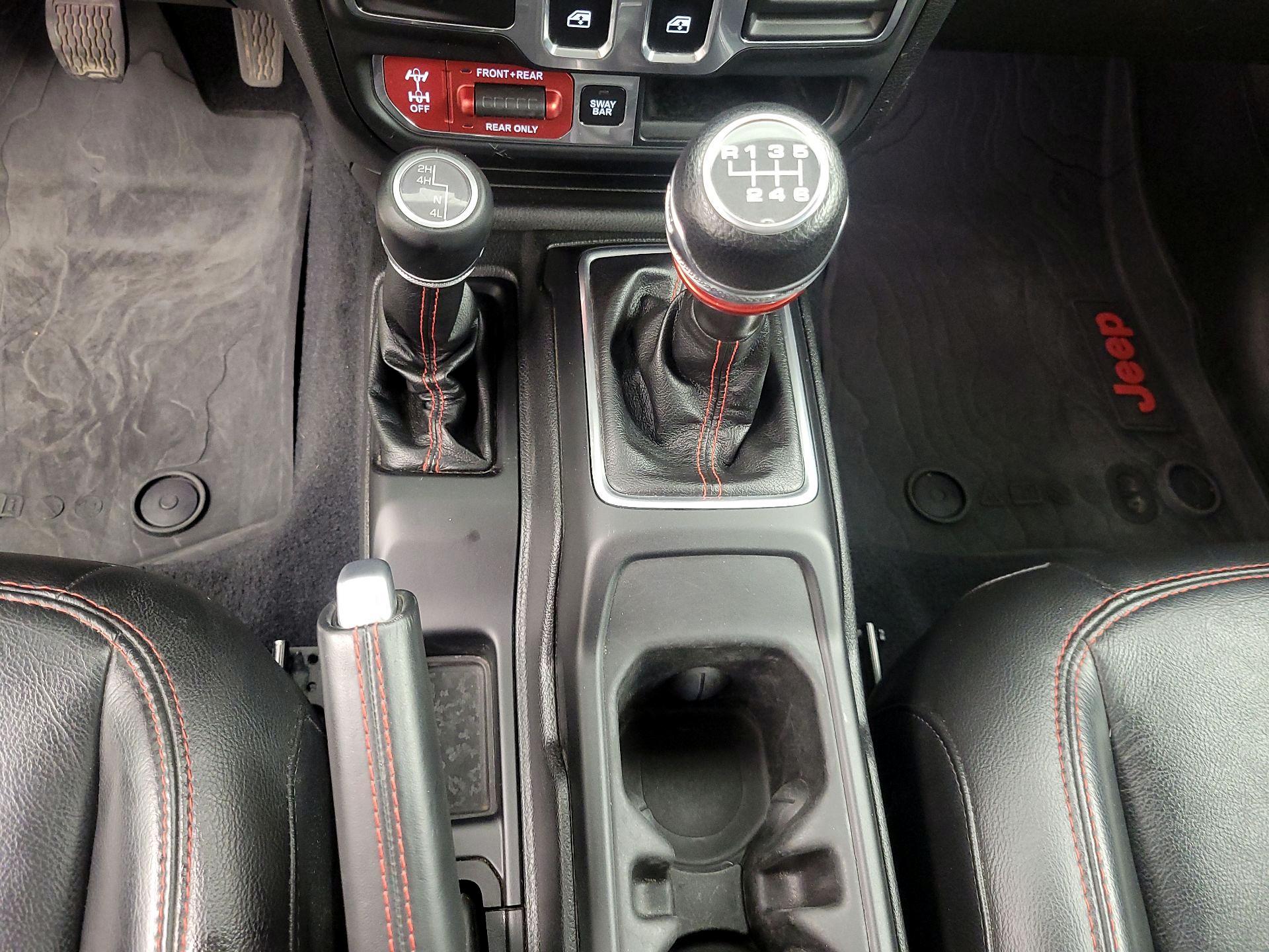 Thumbnail: 2018 Jeep Wrangler - 18