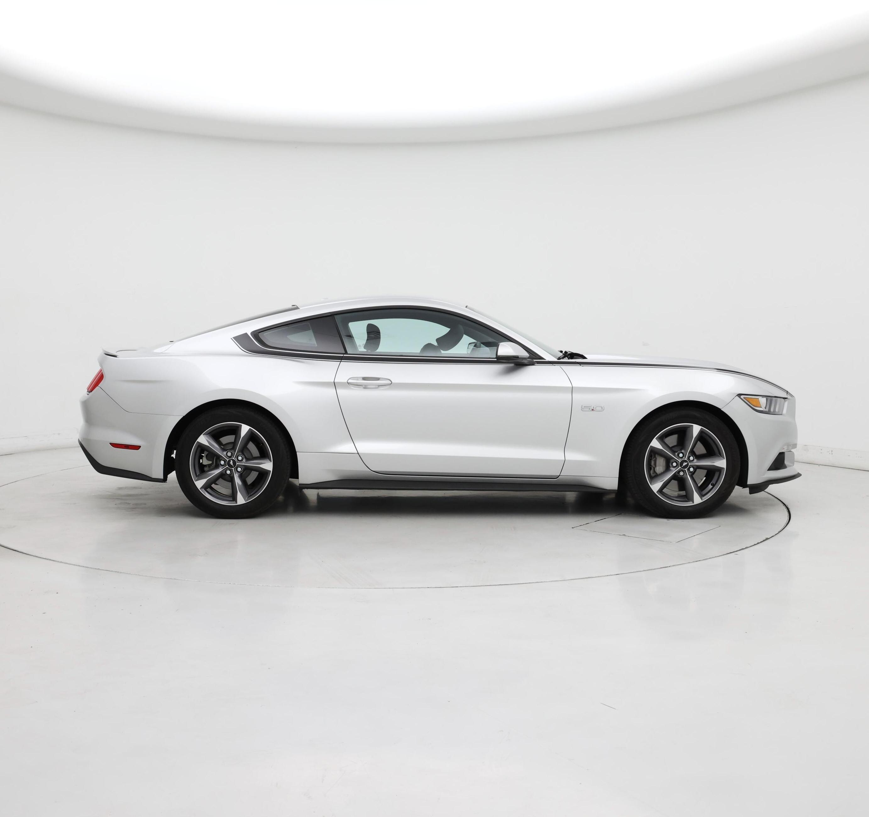 Thumbnail: 2015 Ford Mustang - 7