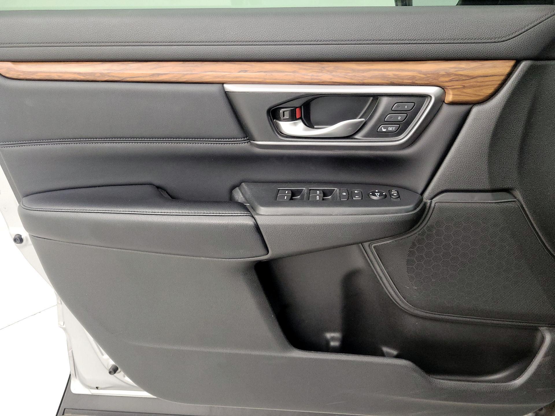 Thumbnail: 2018 Honda CR-V - 12