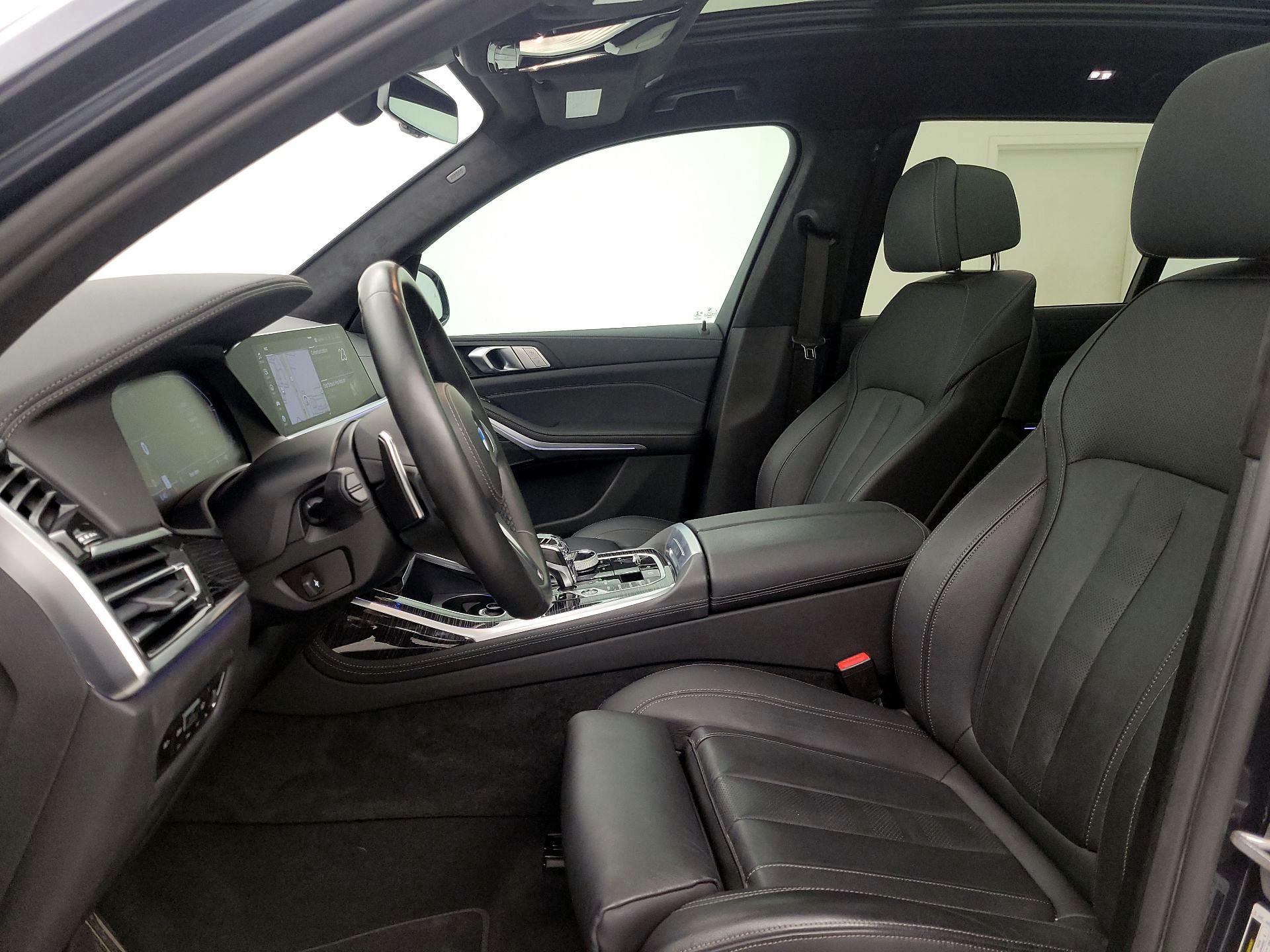 Thumbnail: 2022 BMW X7 - 11