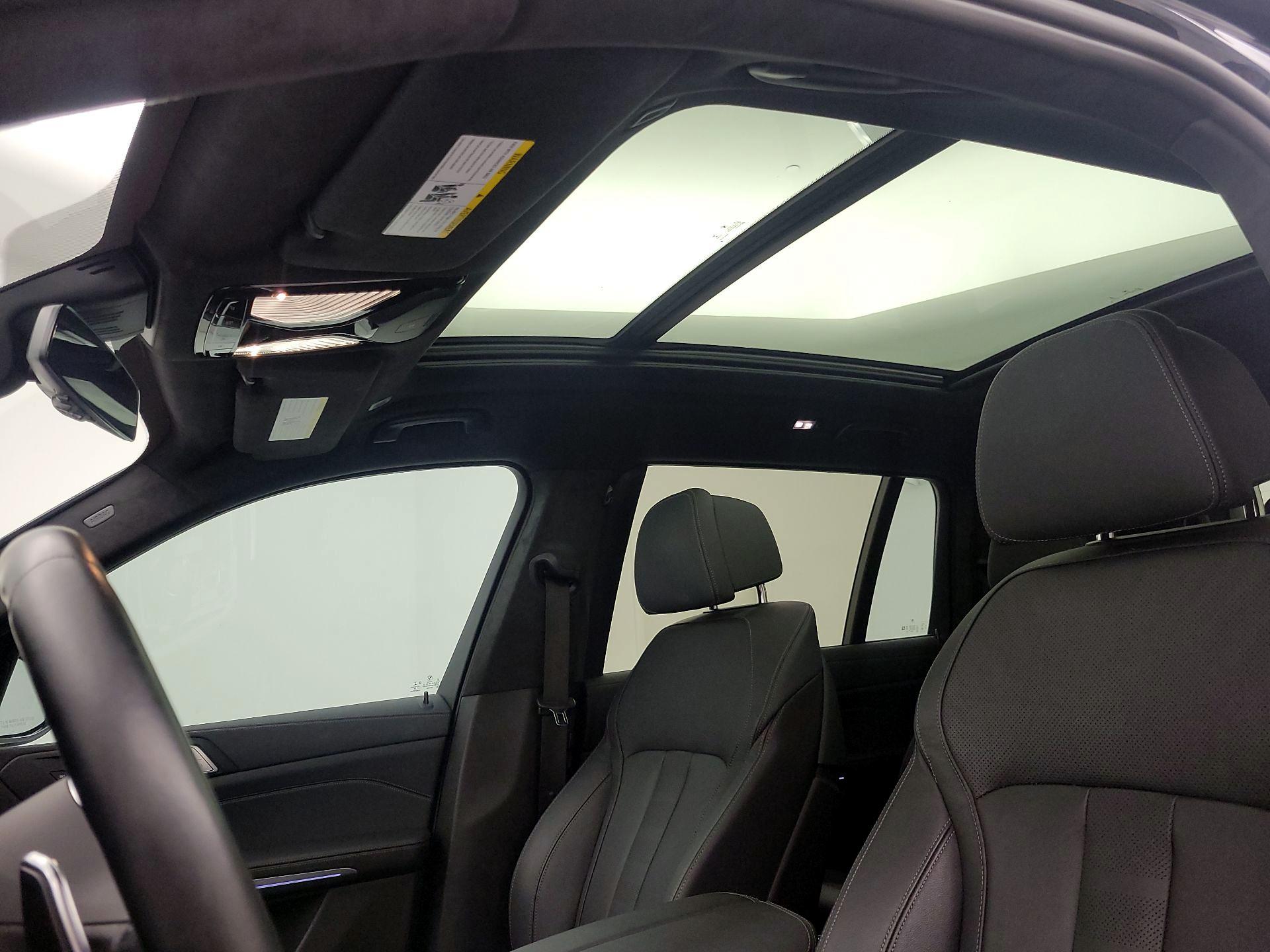 Thumbnail: 2022 BMW X7 - 20