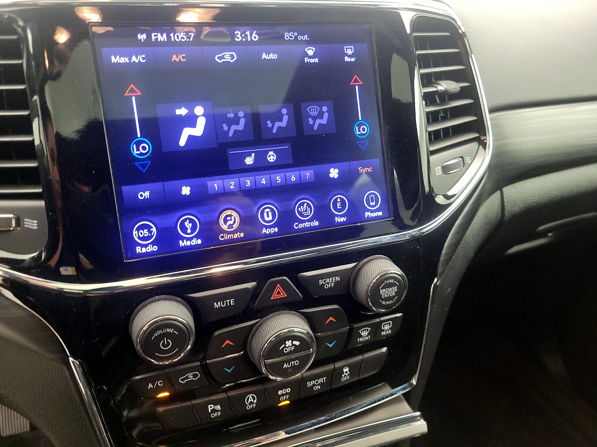 Thumbnail: 2019 Jeep Grand Cherokee - 17