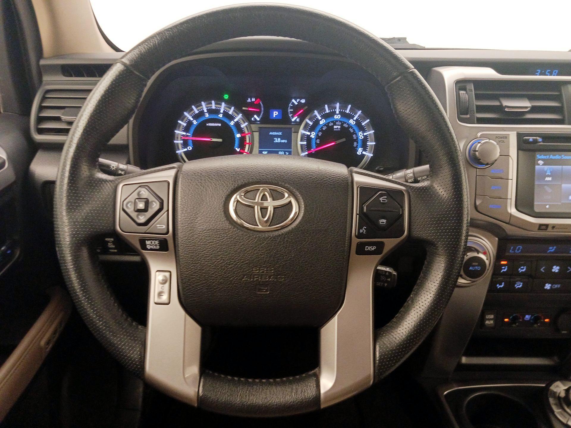 Thumbnail: 2019 Toyota 4Runner - 10