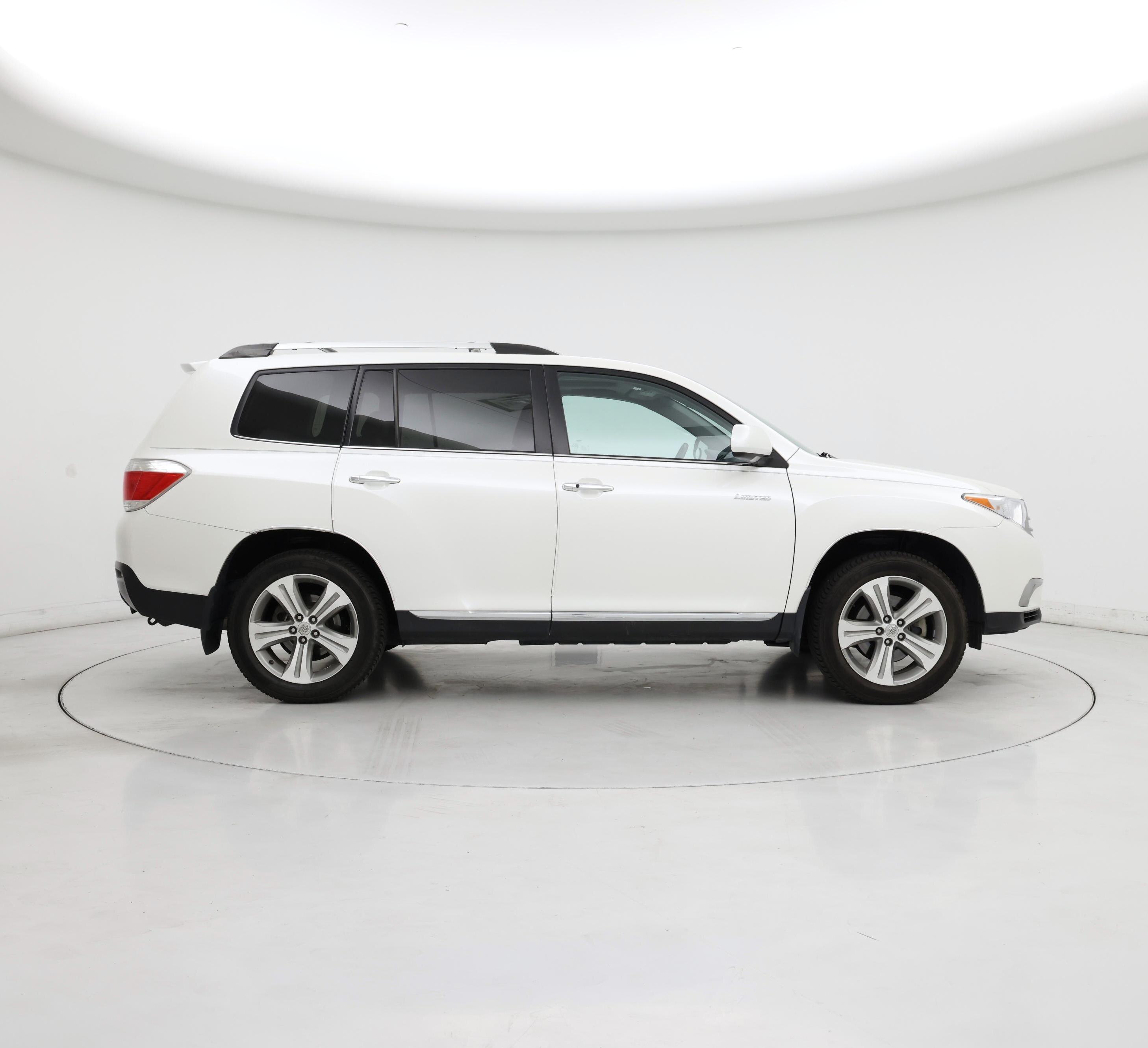 Thumbnail: 2013 Toyota Highlander - 7