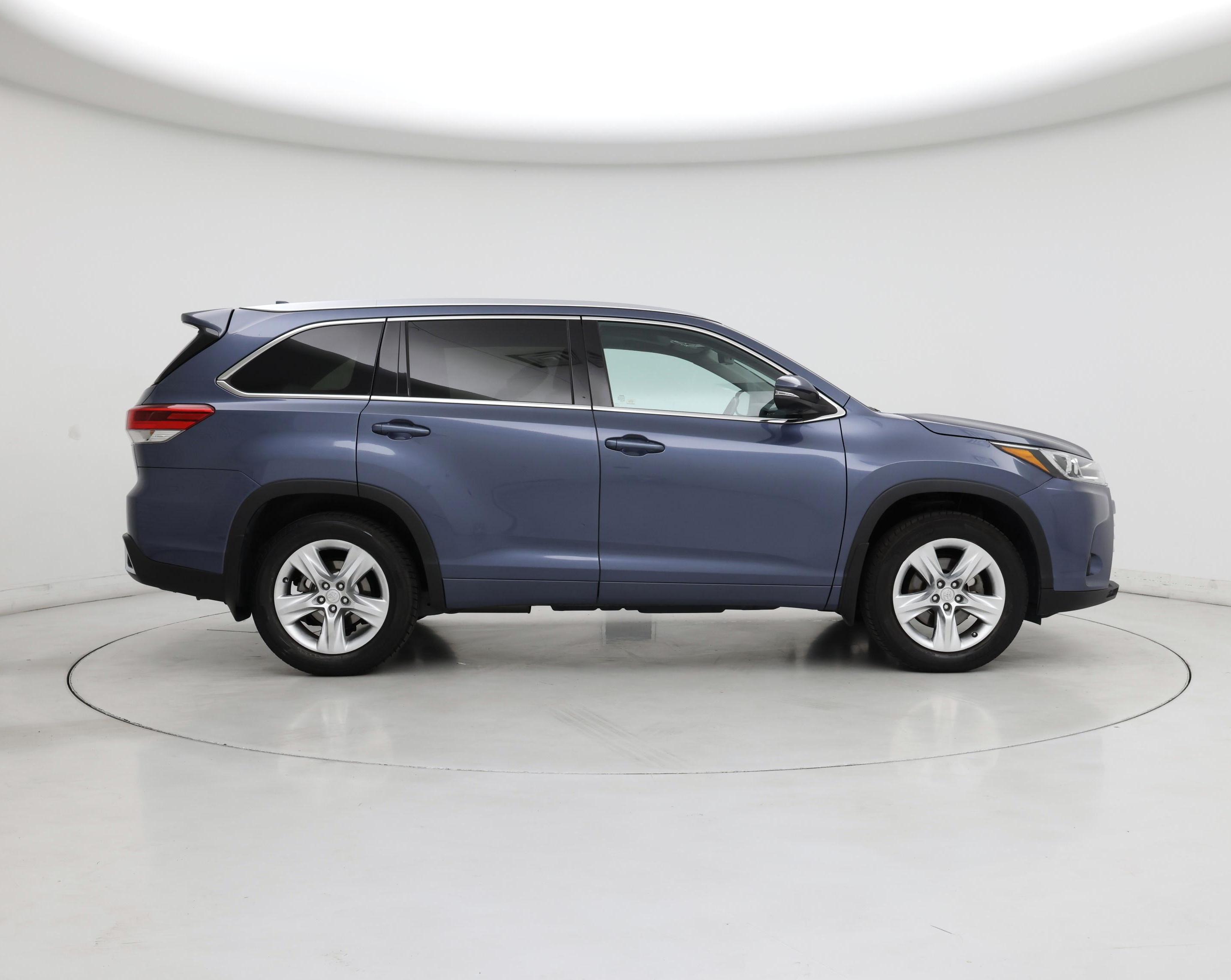 Thumbnail: 2018 Toyota Highlander - 7