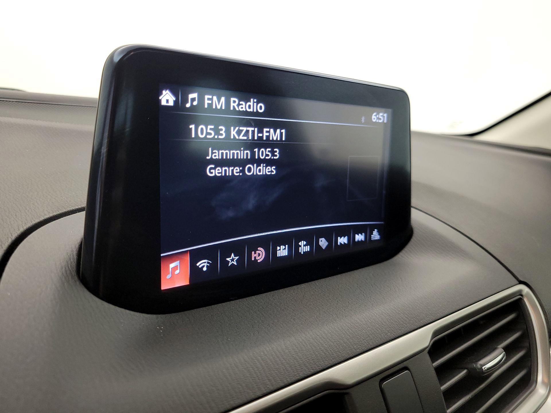 Thumbnail: 2017 Mazda Mazda3 - 15