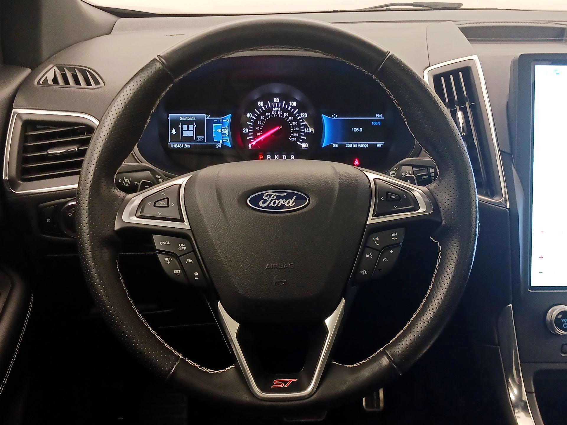 Thumbnail: 2024 Ford Edge - 10