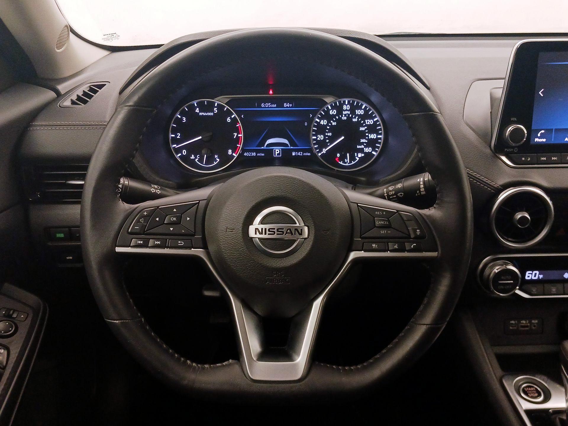 Thumbnail: 2021 Nissan Sentra - 10