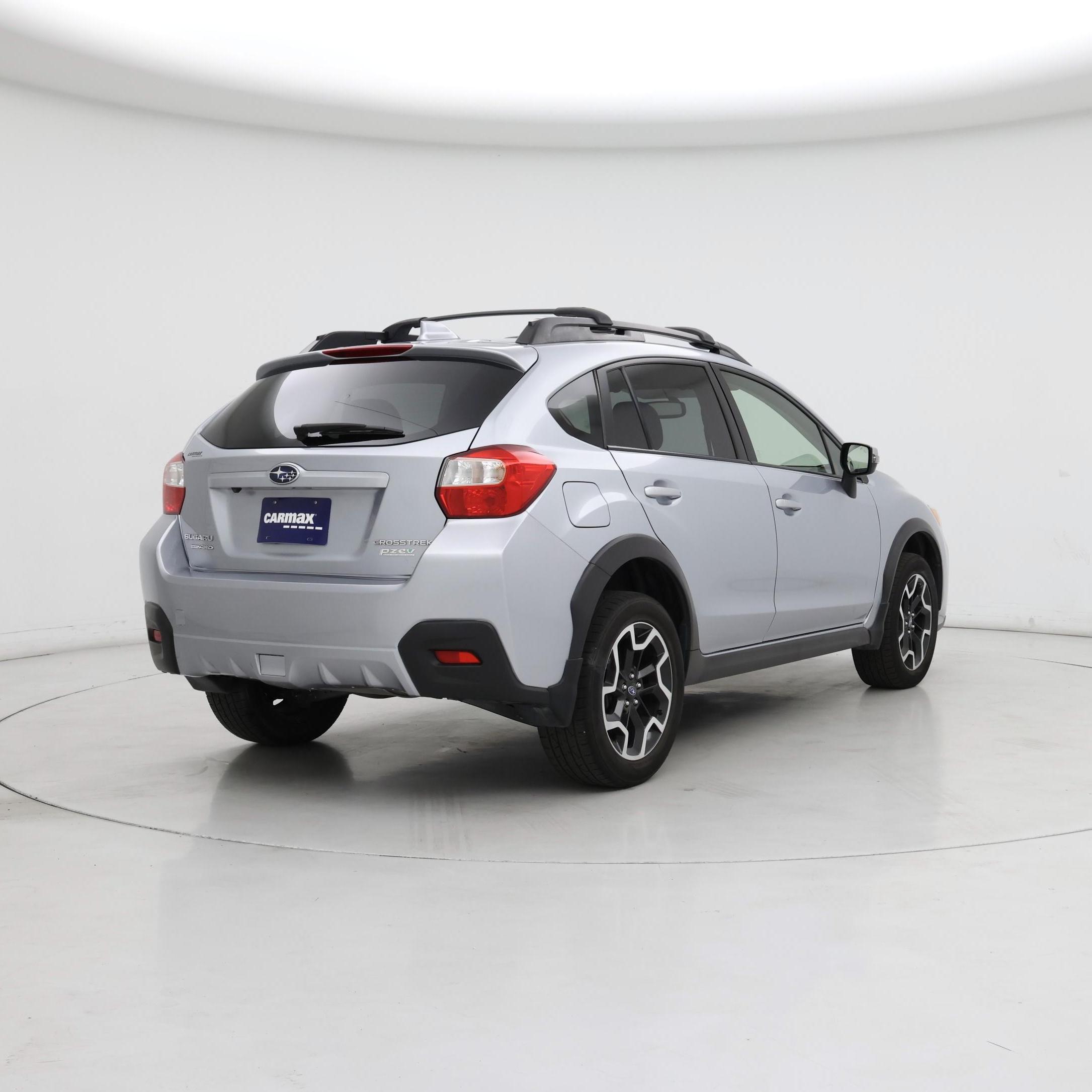 Thumbnail: 2016 Subaru XV Crosstrek - 8