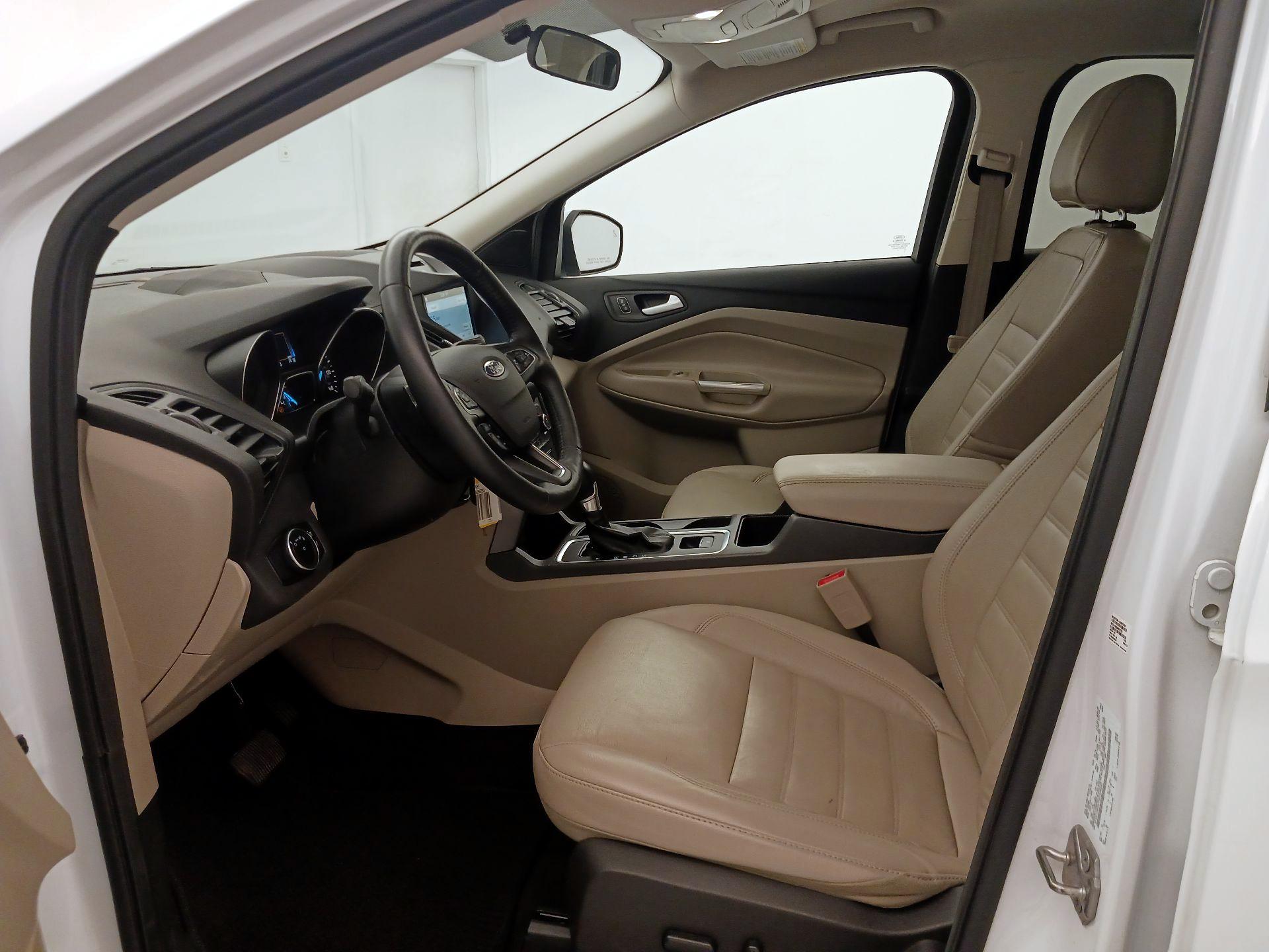 Thumbnail: 2017 Ford Escape - 11